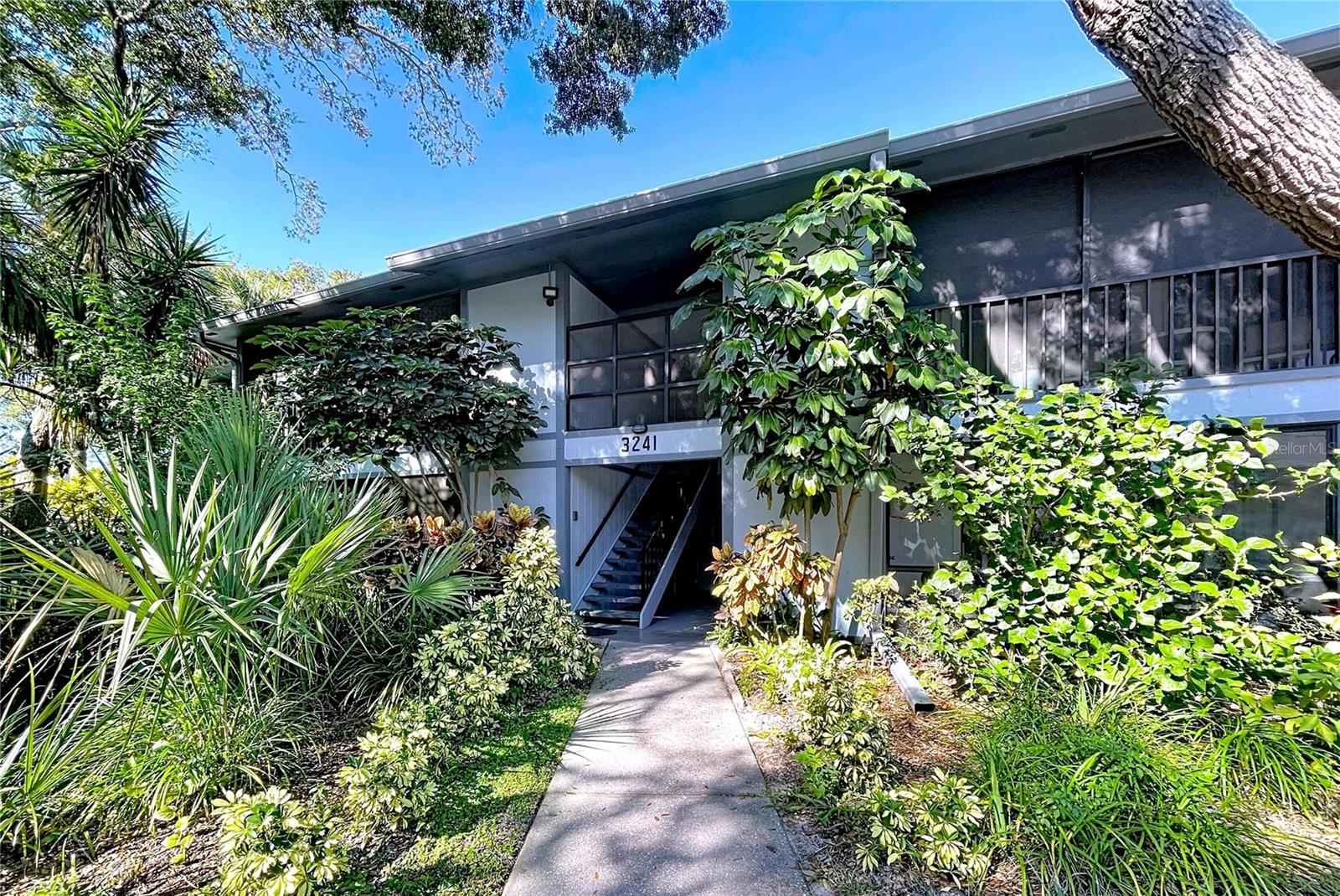 Image 2 of 32 For 3241 Fox Chase Circle N 103