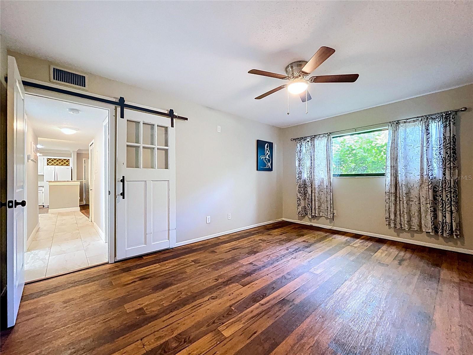 Image 24 of 32 For 3241 Fox Chase Circle N 103