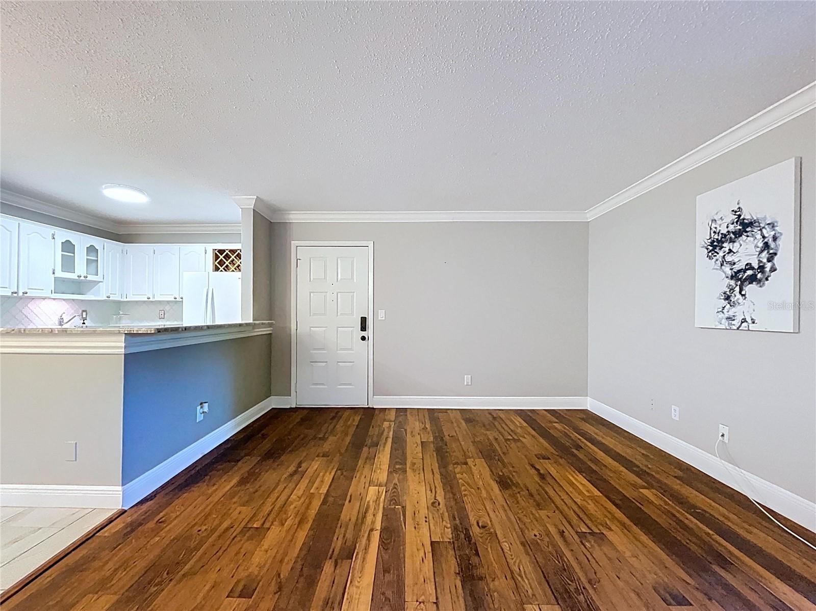 Image 7 of 32 For 3241 Fox Chase Circle N 103