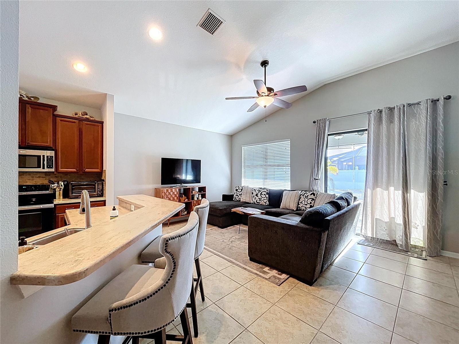 Image 21 of 71 For 8501 White Poplar Drive