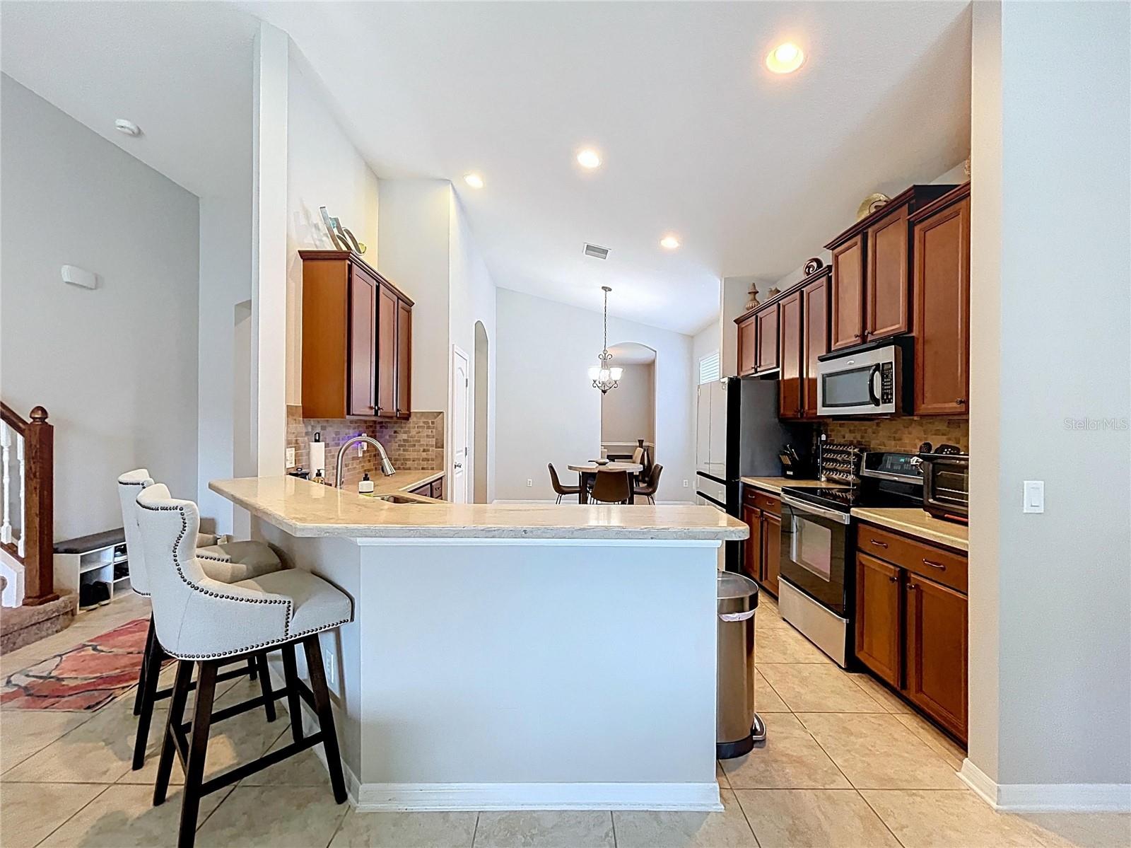 Image 24 of 71 For 8501 White Poplar Drive