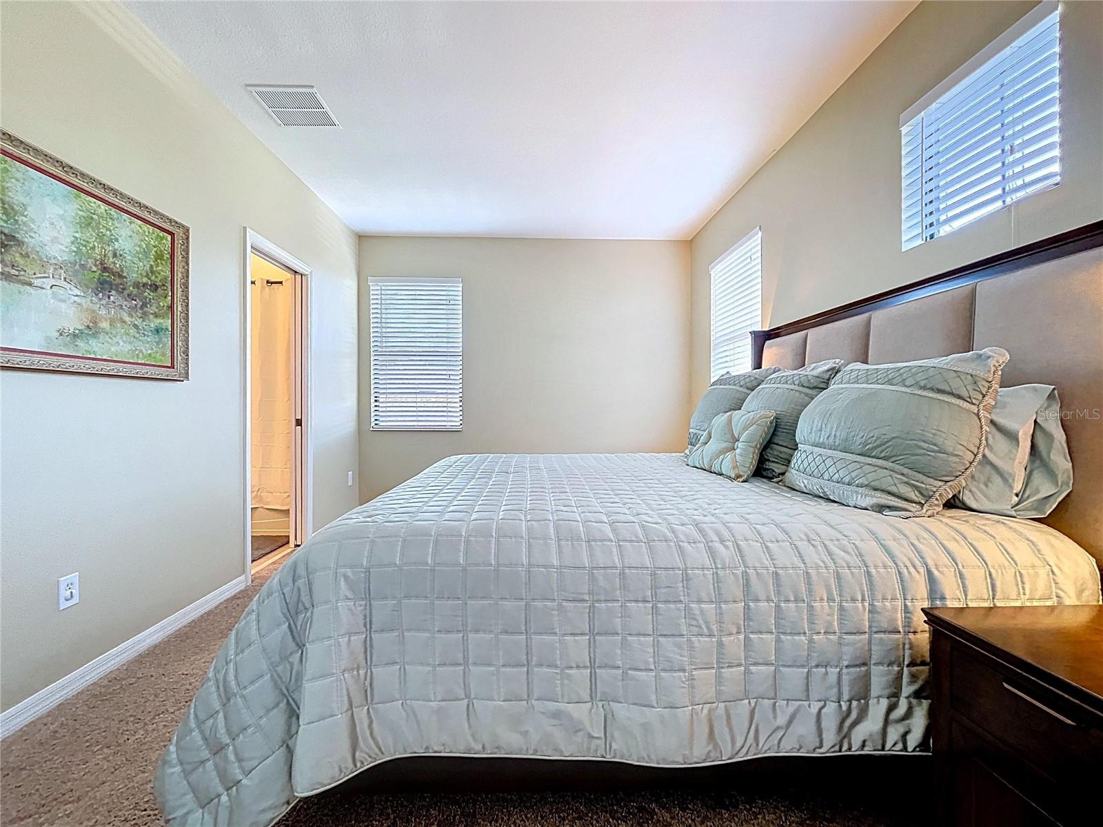 Image 33 of 71 For 8501 White Poplar Drive