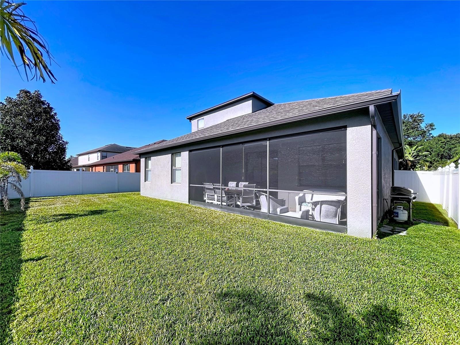 Image 8 of 71 For 8501 White Poplar Drive