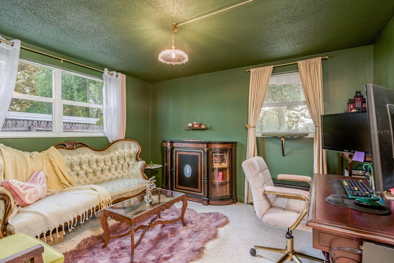 Image 21 of 45 For 10120 Willow Drive