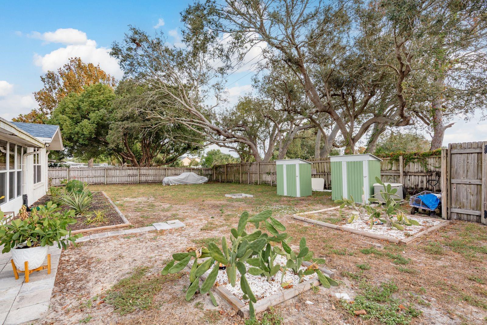 Image 30 of 45 For 10120 Willow Drive