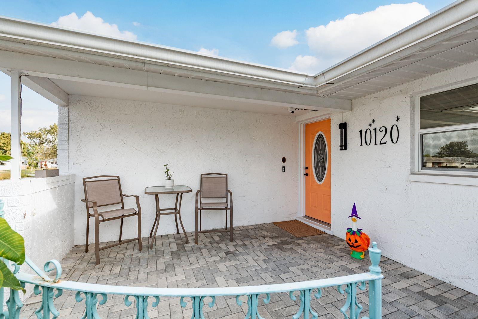 Image 4 of 45 For 10120 Willow Drive