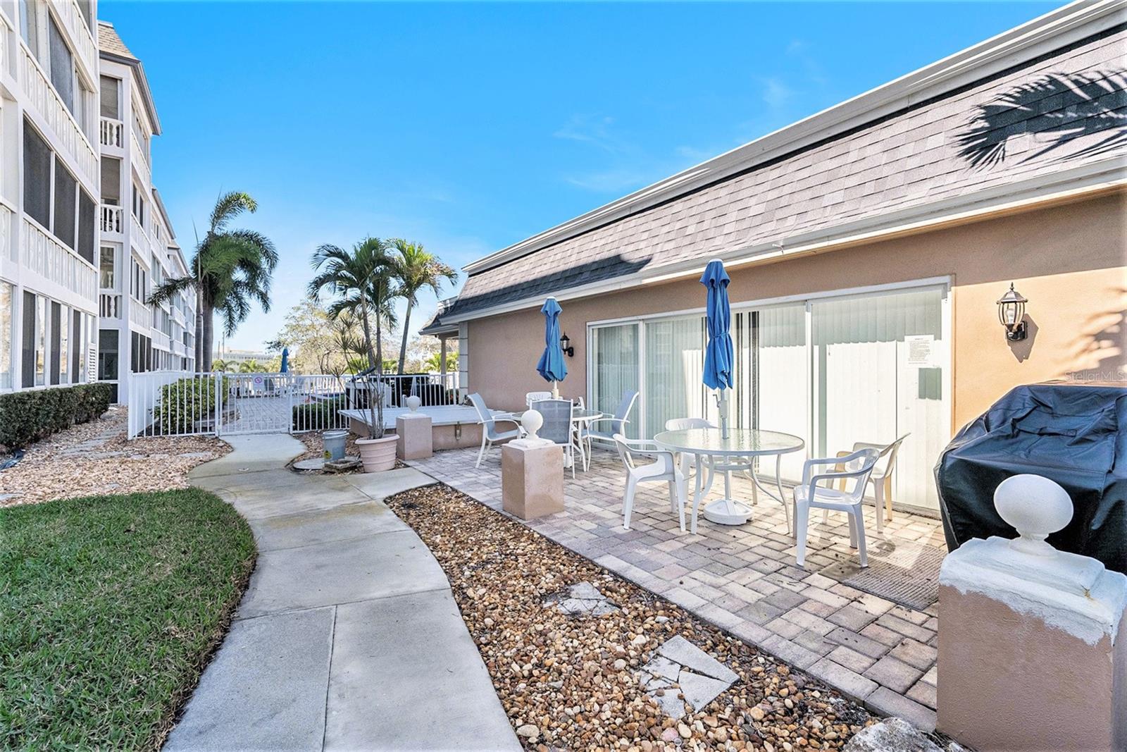 Image 21 of 22 For 139 Bluff View Drive 105