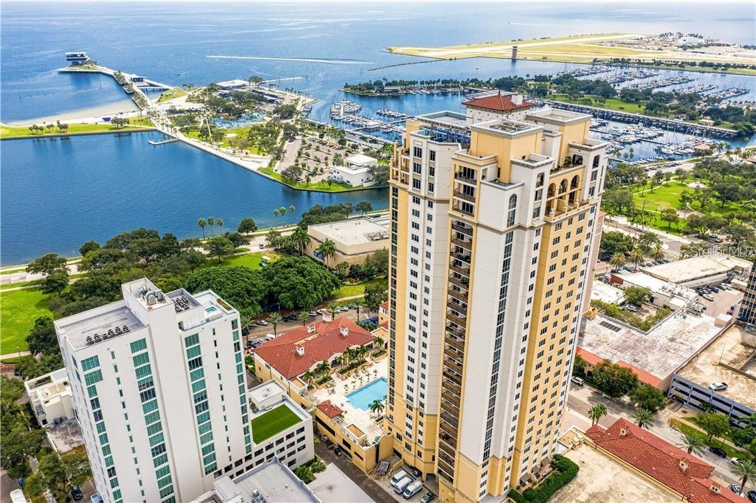 Listing photo id 22 for 300 Beach Drive Ne 1604