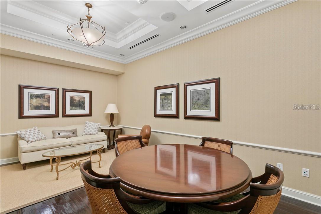 Listing photo id 29 for 300 Beach Drive Ne 1604