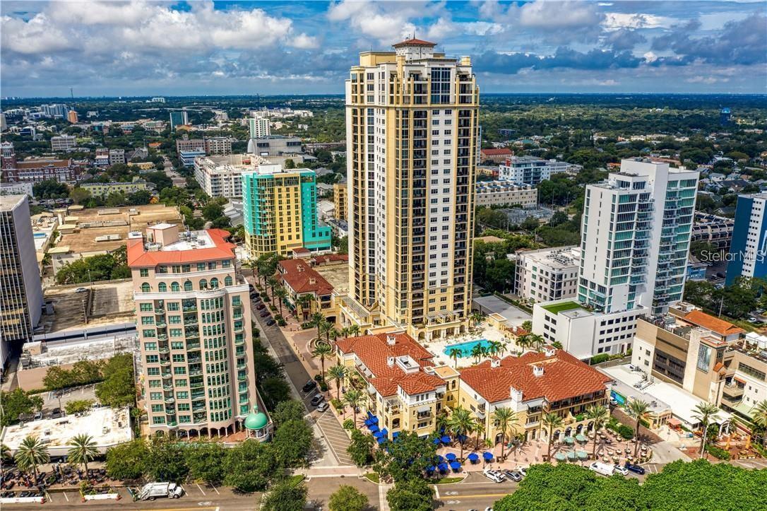 Image 50 of 56 For 300 Beach Drive Ne 1604