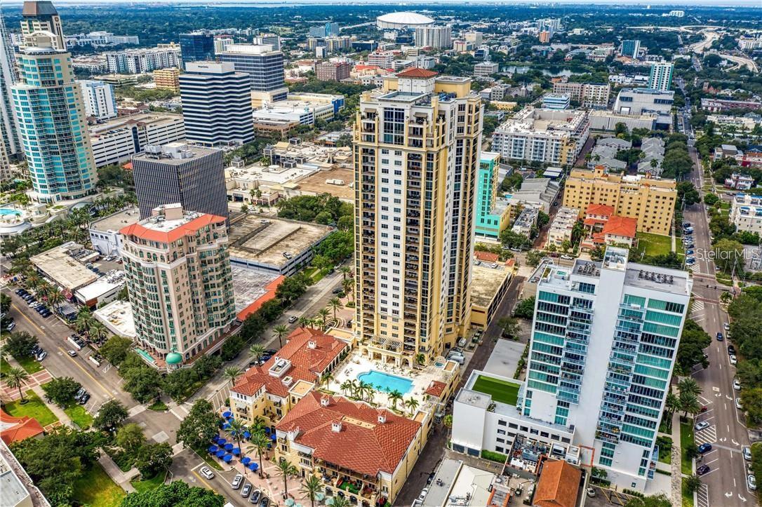 Image 53 of 56 For 300 Beach Drive Ne 1604