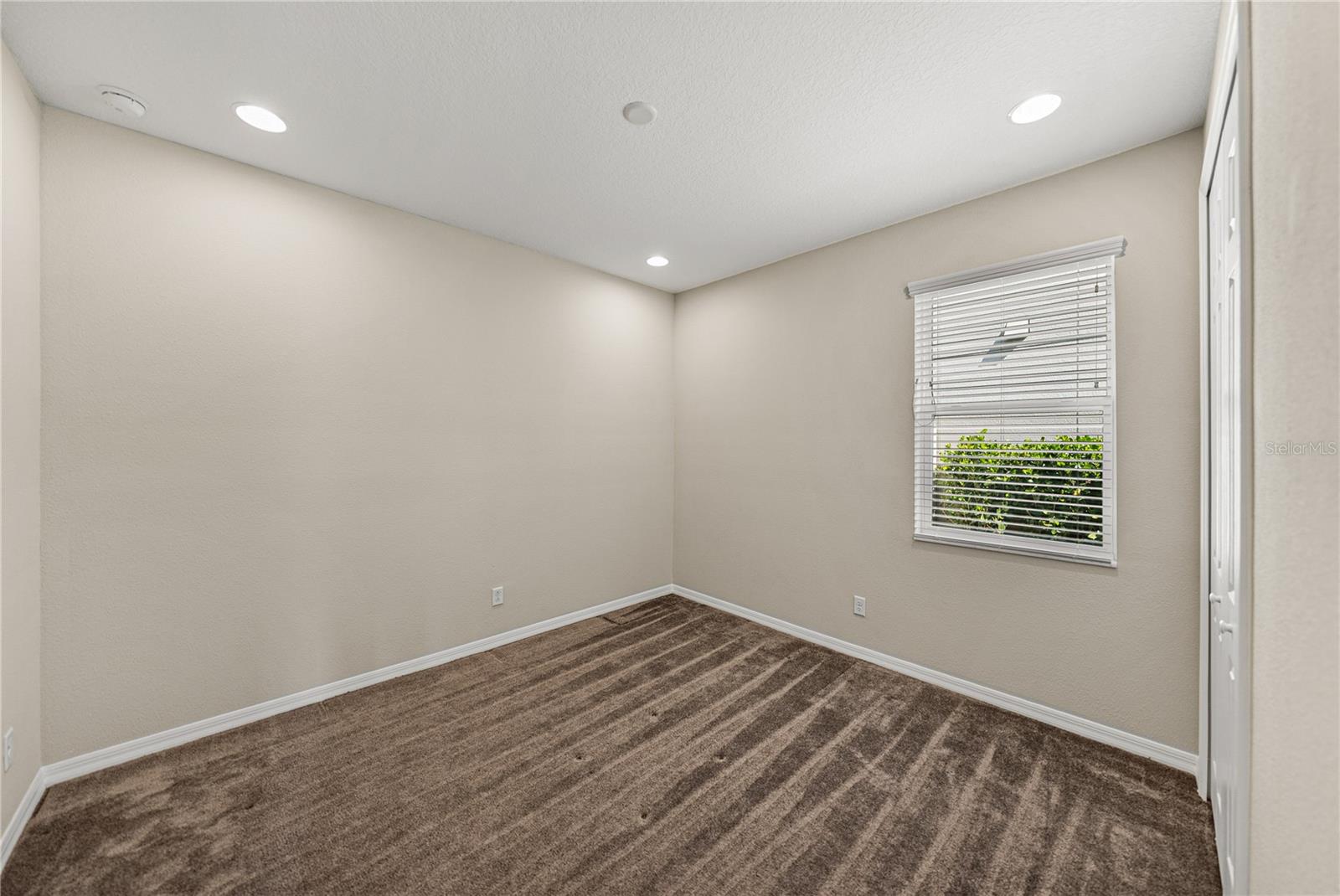 Image 12 of 77 For 19493 Leonard Road