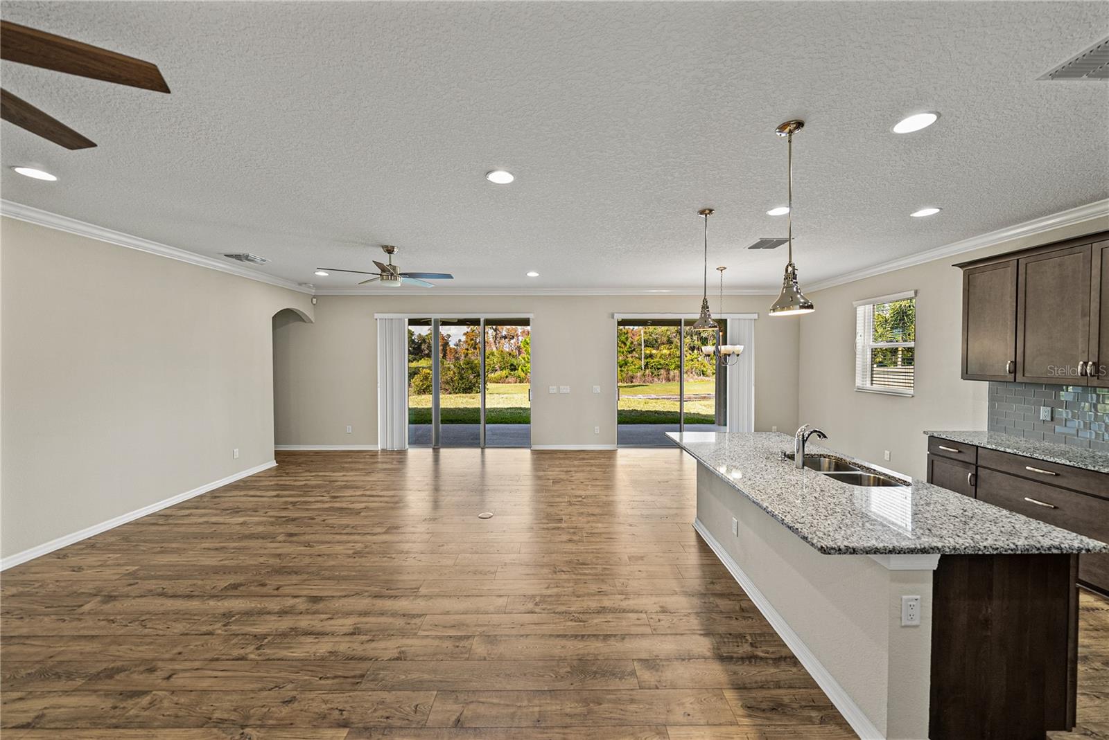 Image 14 of 77 For 19493 Leonard Road