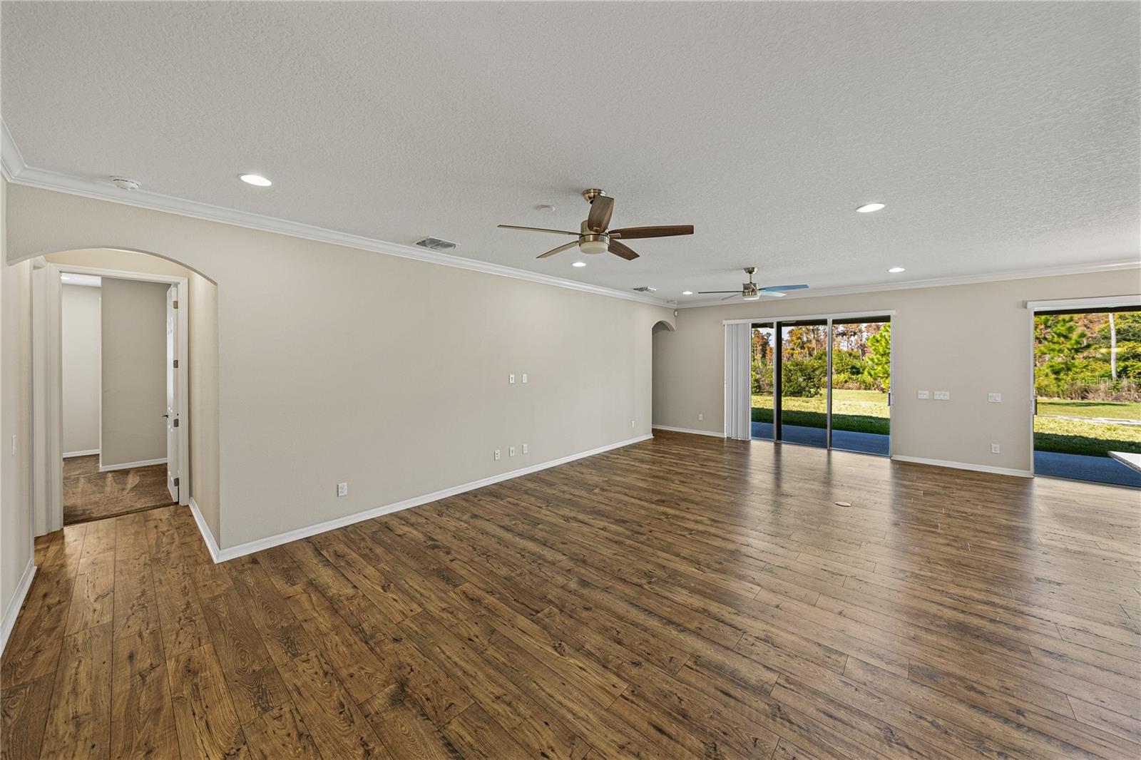 Image 15 of 77 For 19493 Leonard Road