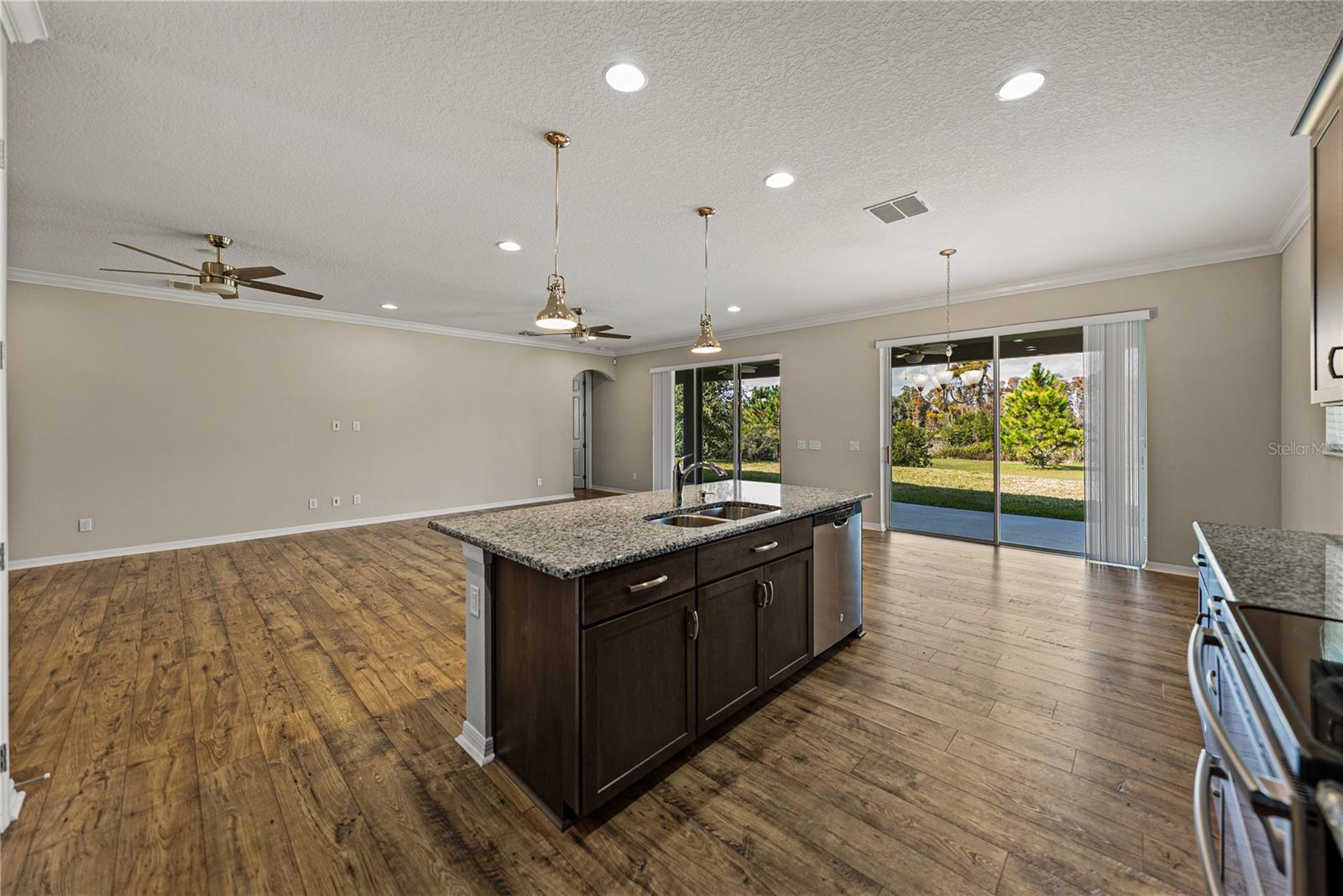 Image 22 of 77 For 19493 Leonard Road