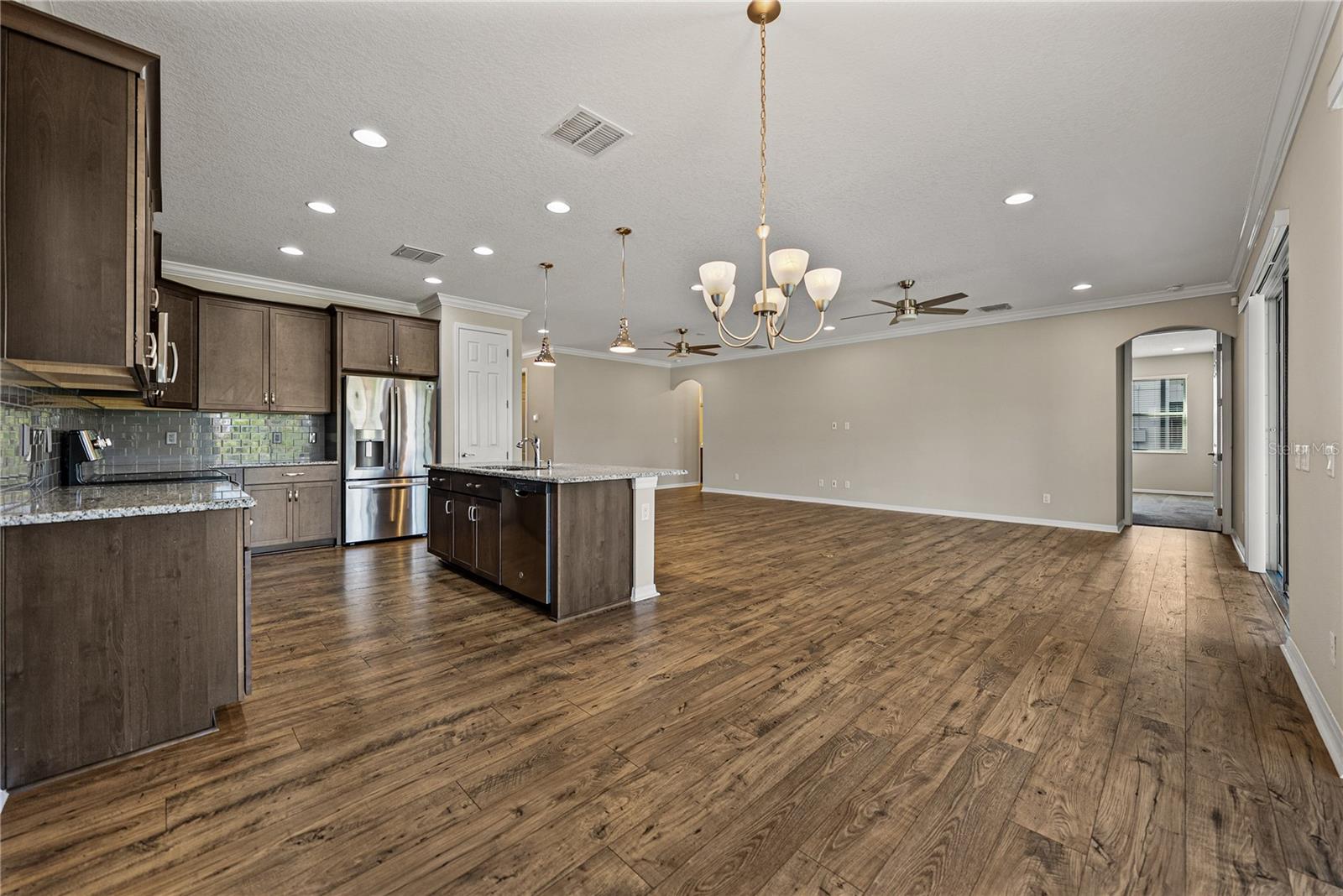 Image 23 of 77 For 19493 Leonard Road