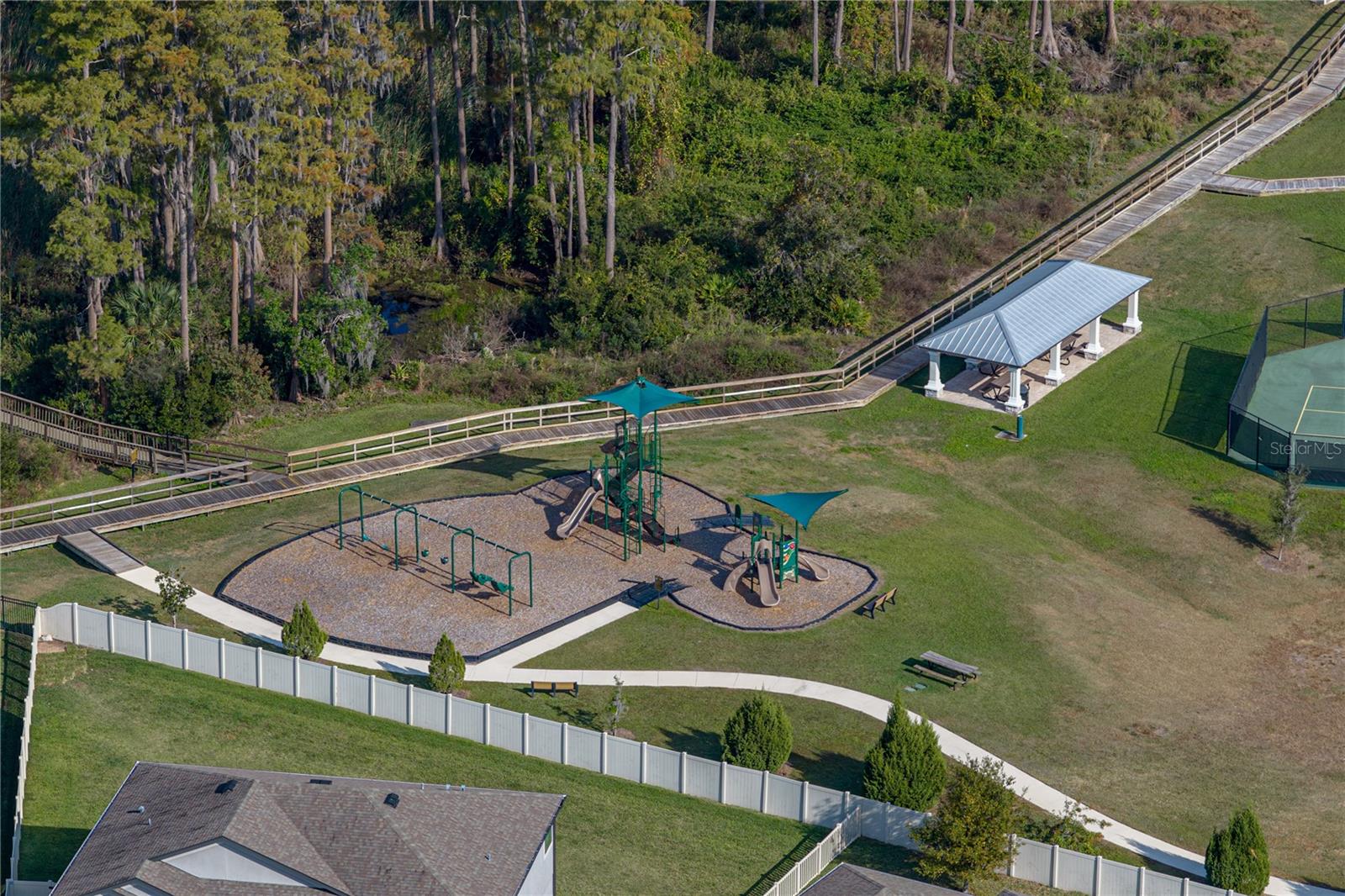 Image 61 of 77 For 19493 Leonard Road