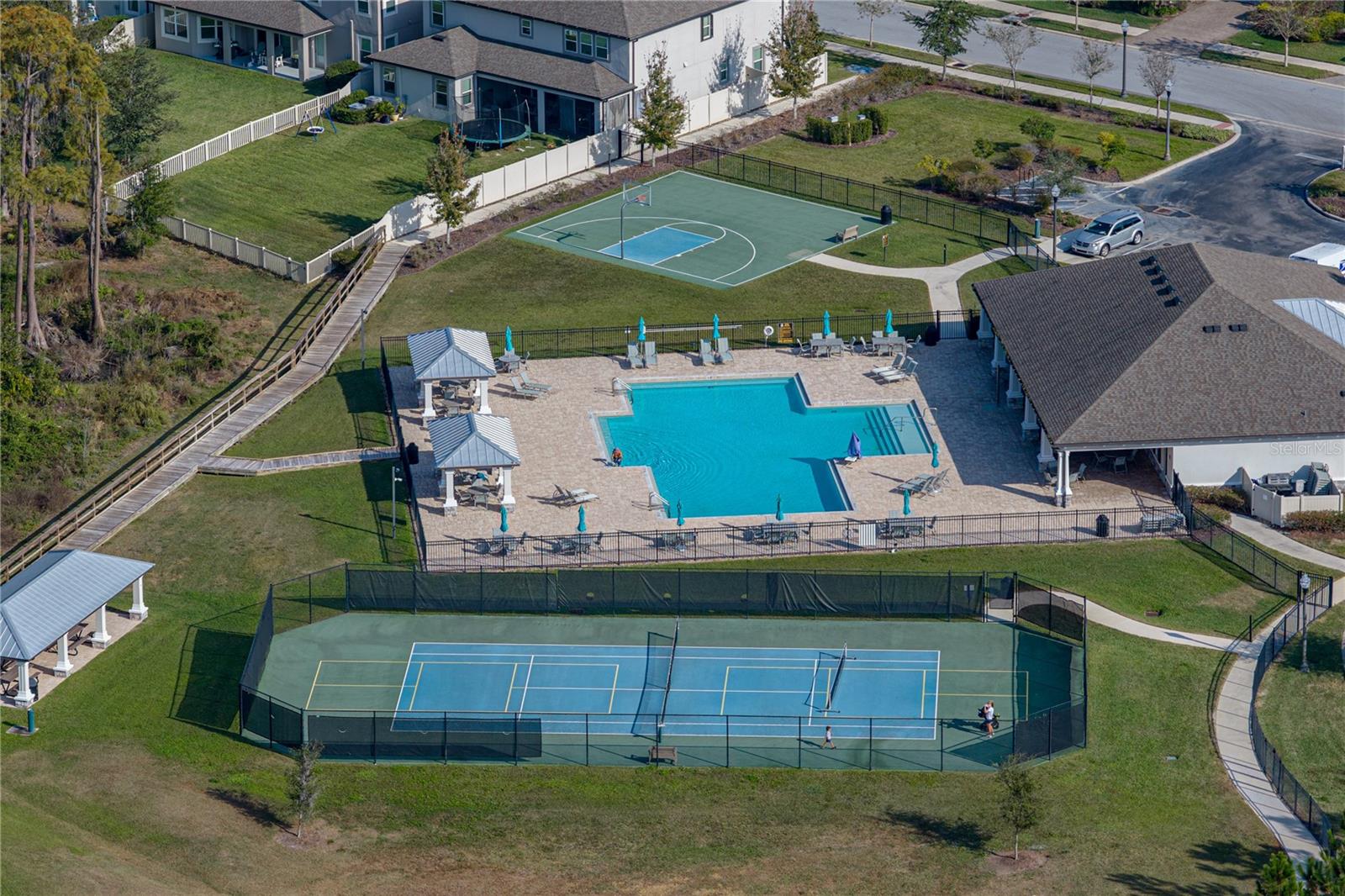 Image 67 of 77 For 19493 Leonard Road