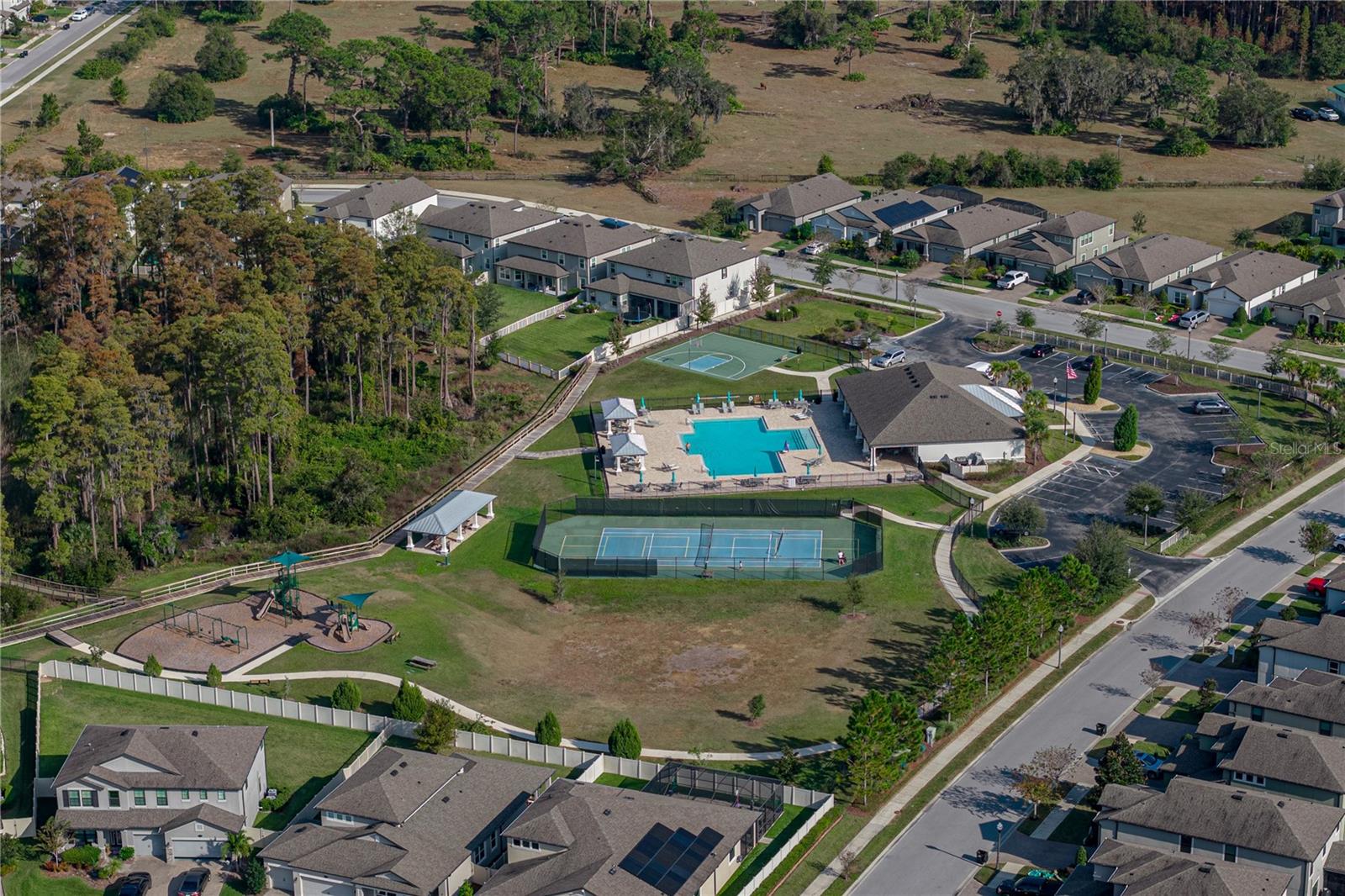 Image 69 of 77 For 19493 Leonard Road