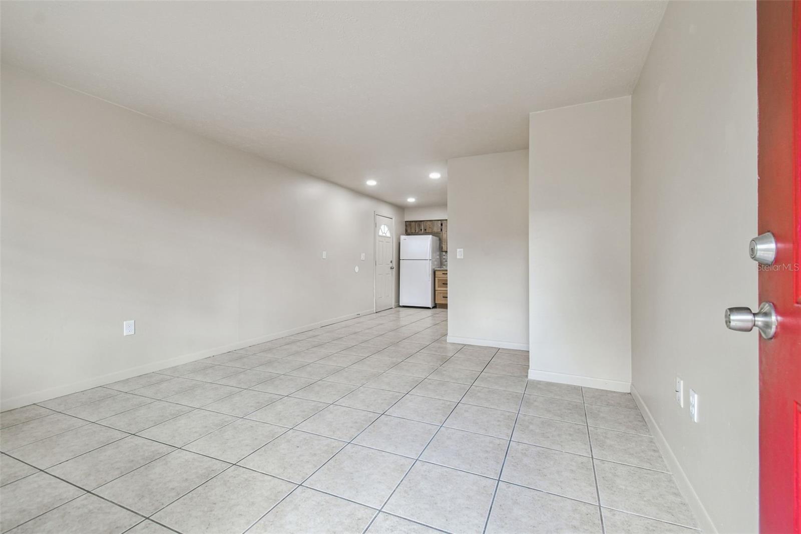 Image 3 of 16 For 923 Lotus Avenue