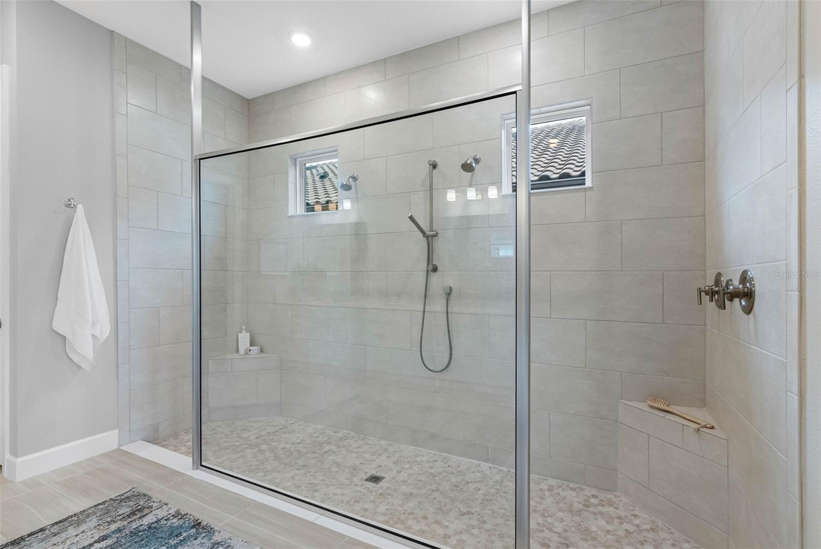 Image 24 of 50 For 4795 Freccia Loop