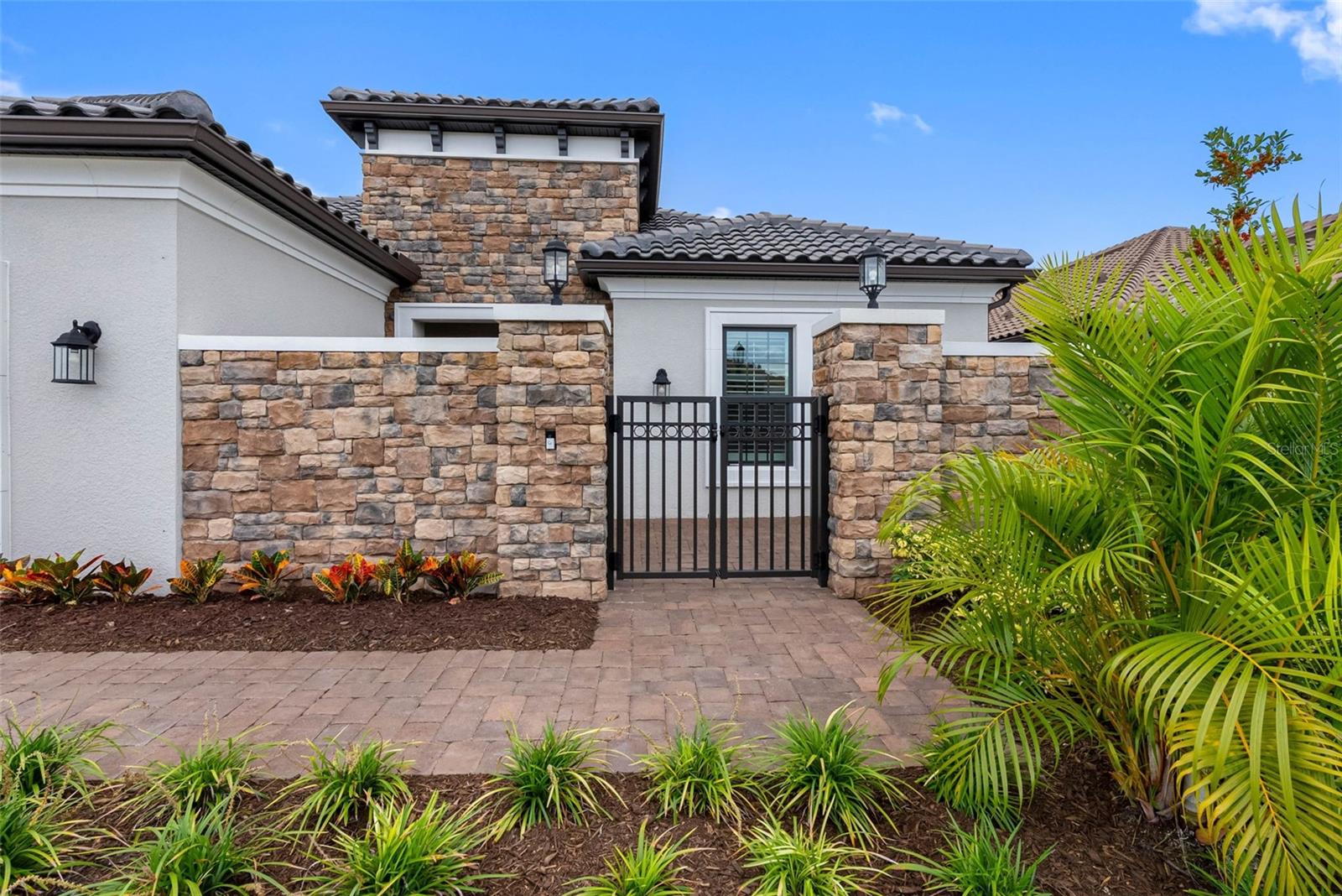 Image 4 of 50 For 4795 Freccia Loop