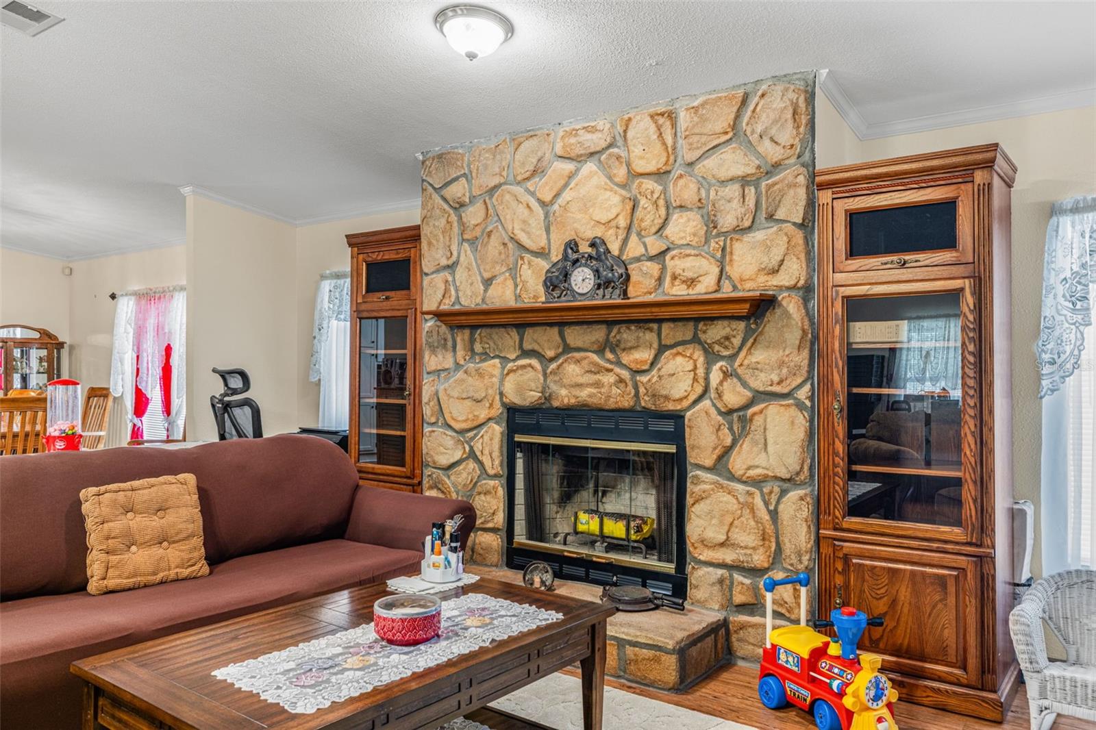 Image 10 of 50 For 714 Burning Arrow Place