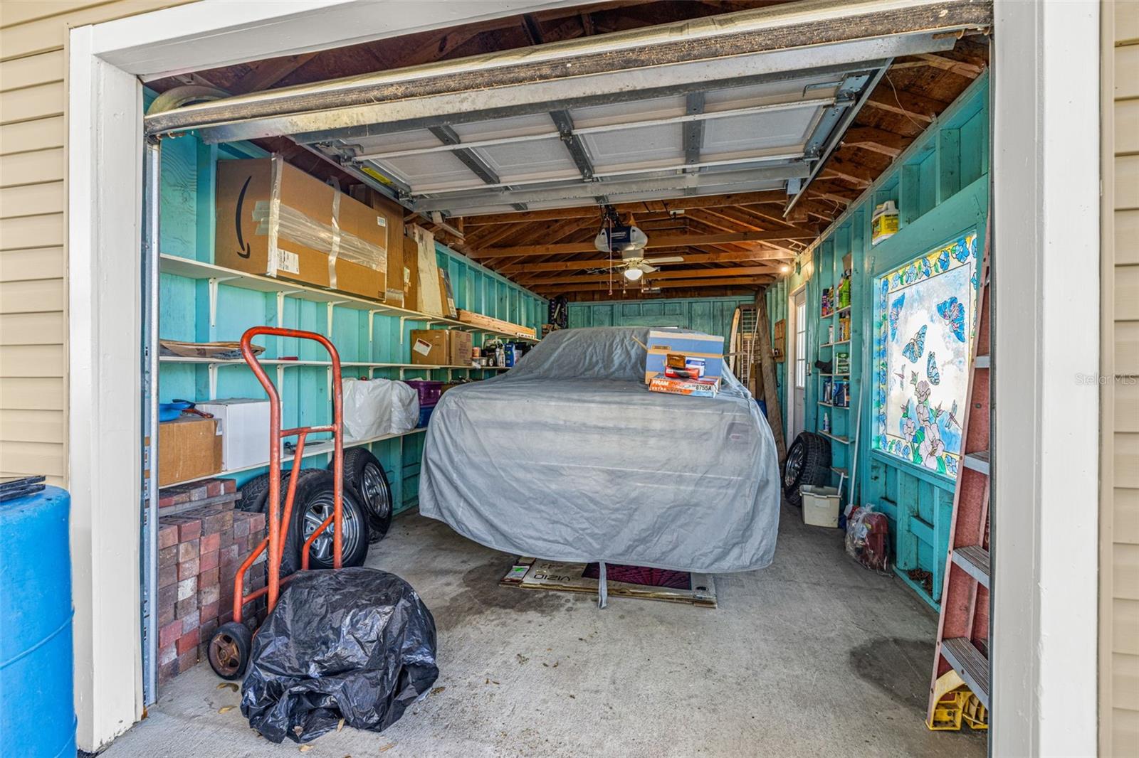 Image 33 of 50 For 714 Burning Arrow Place