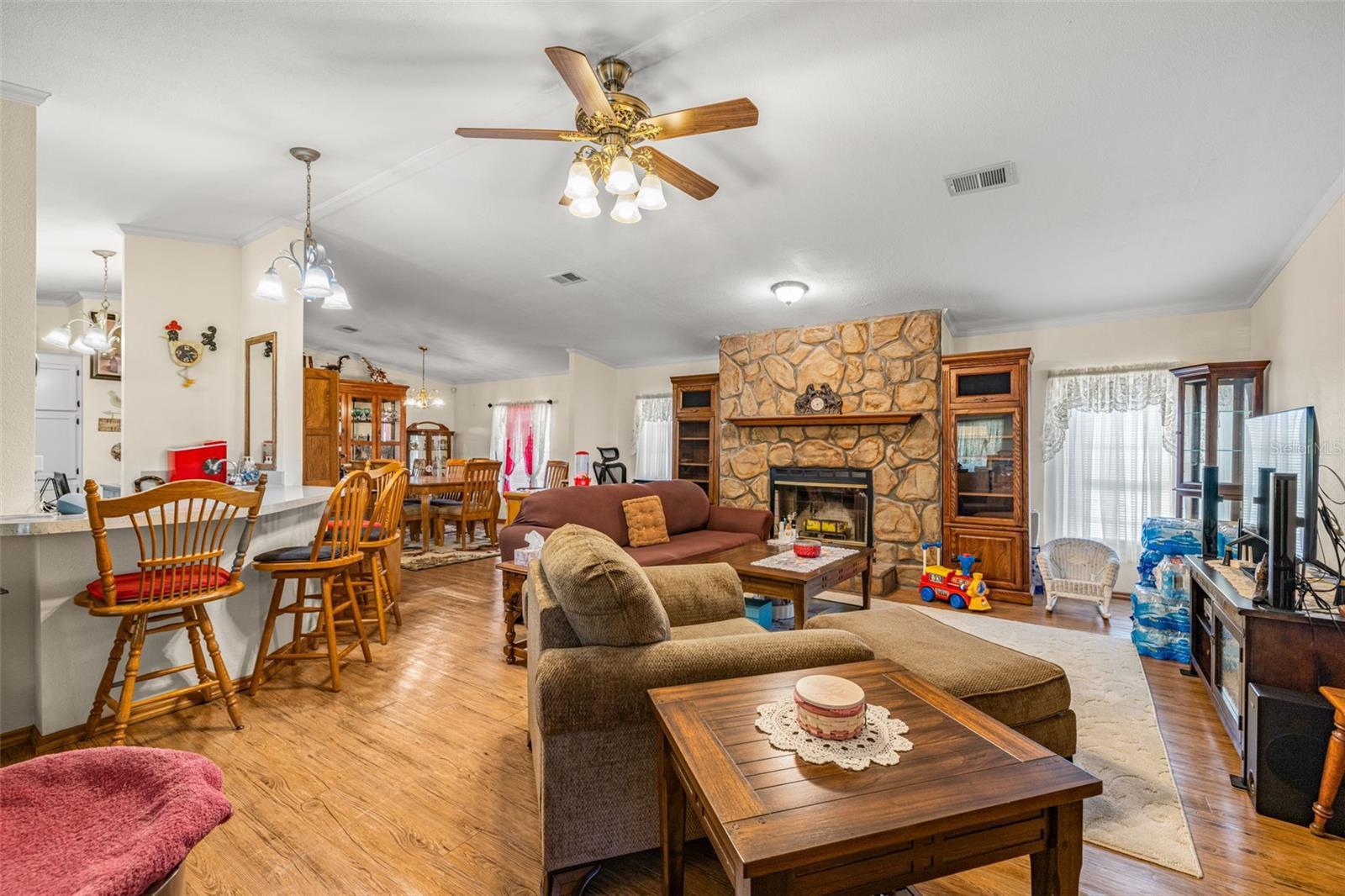 Image 8 of 50 For 714 Burning Arrow Place