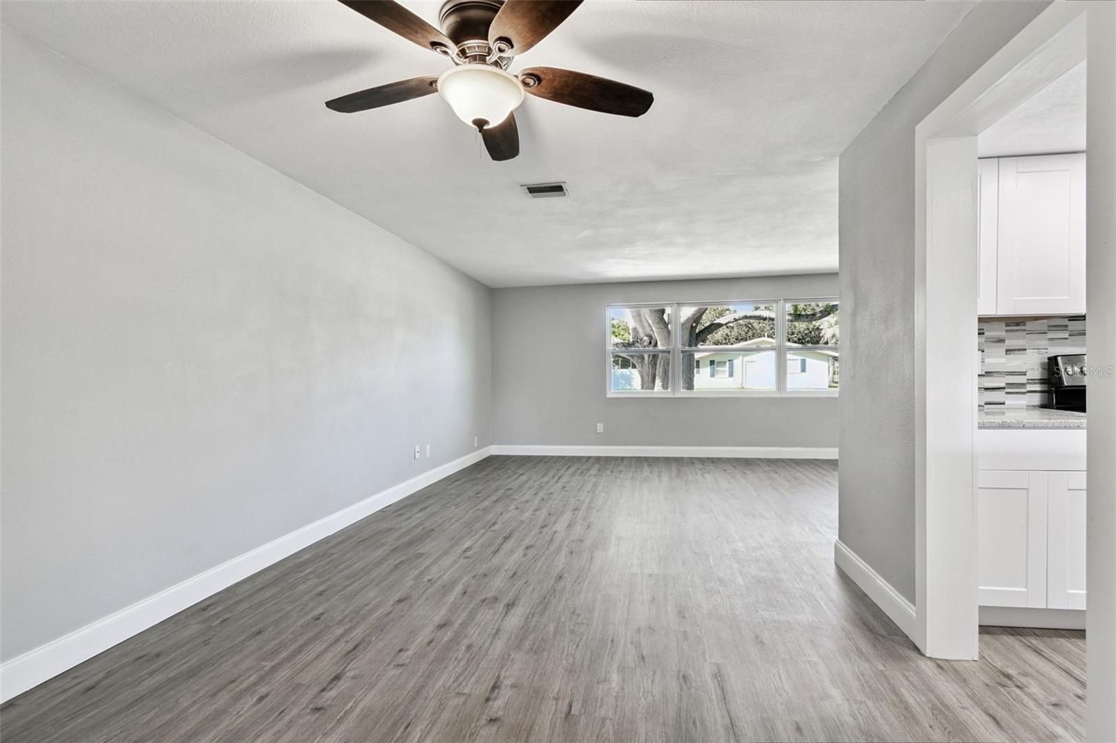 Image 16 of 75 For 1339 Summerlin Drive