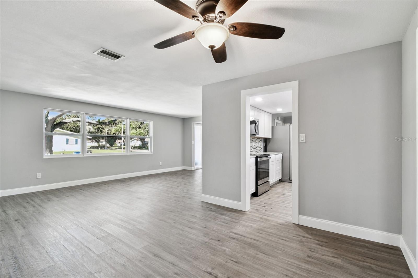 Image 17 of 75 For 1339 Summerlin Drive