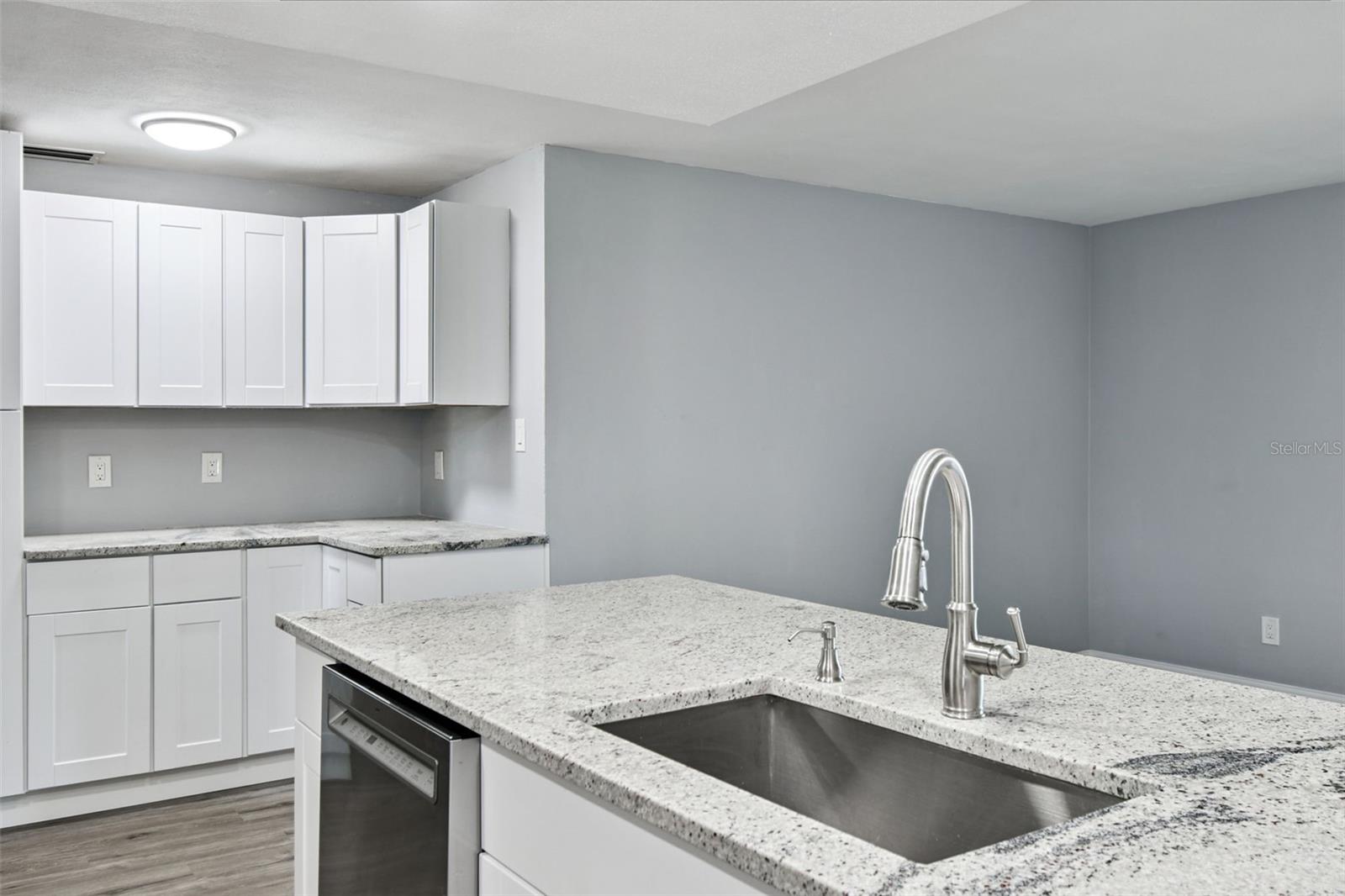 Image 19 of 75 For 1339 Summerlin Drive