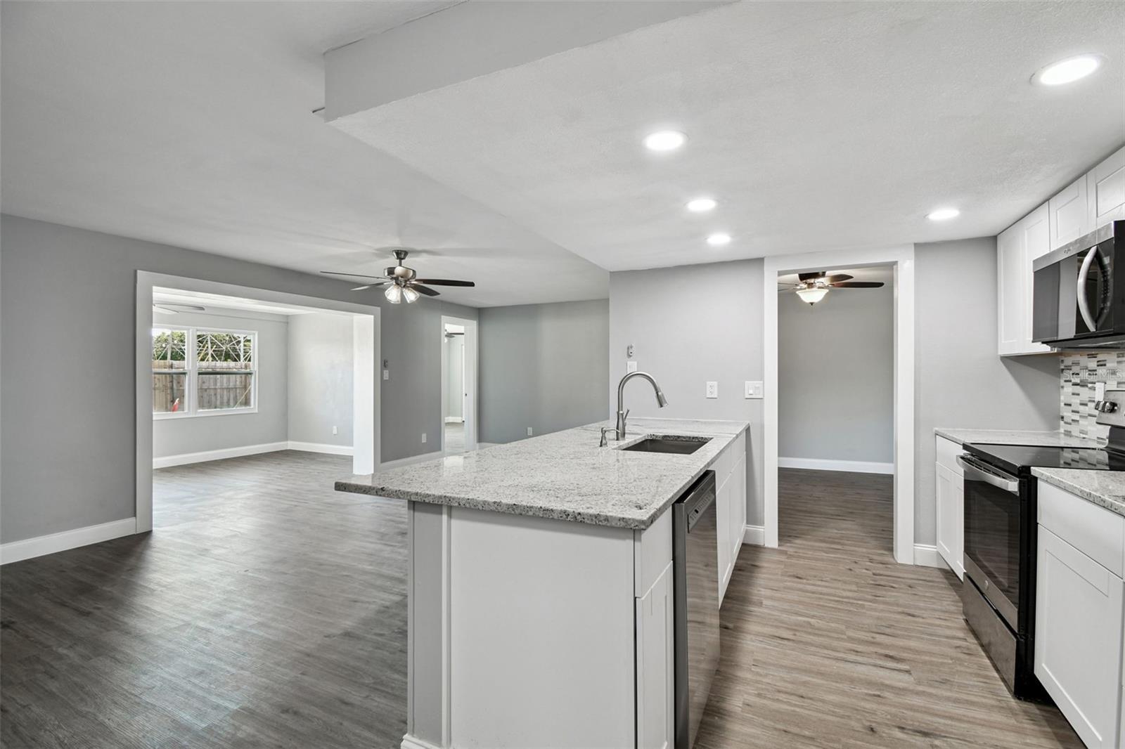 Image 23 of 75 For 1339 Summerlin Drive