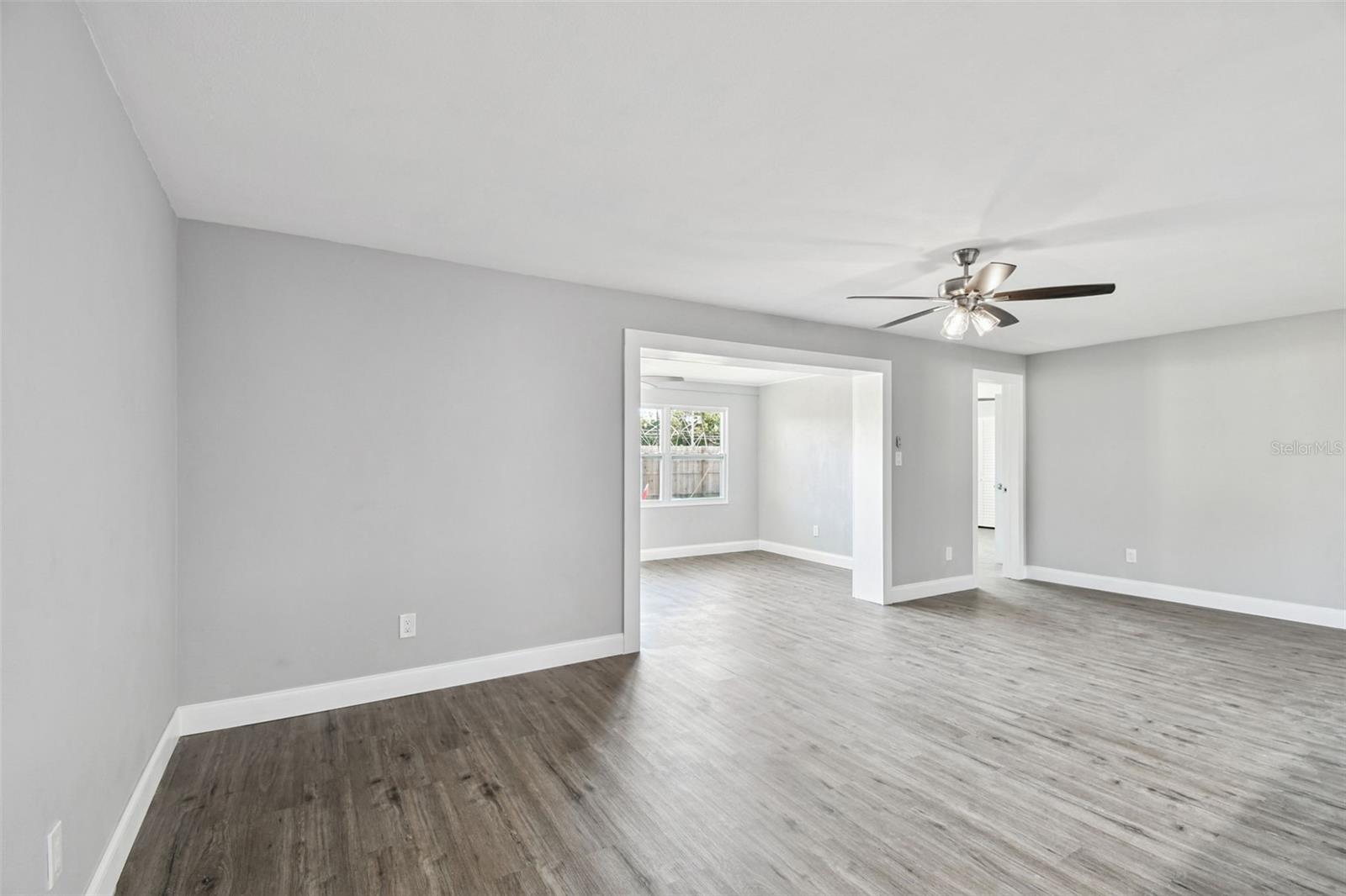 Image 27 of 75 For 1339 Summerlin Drive