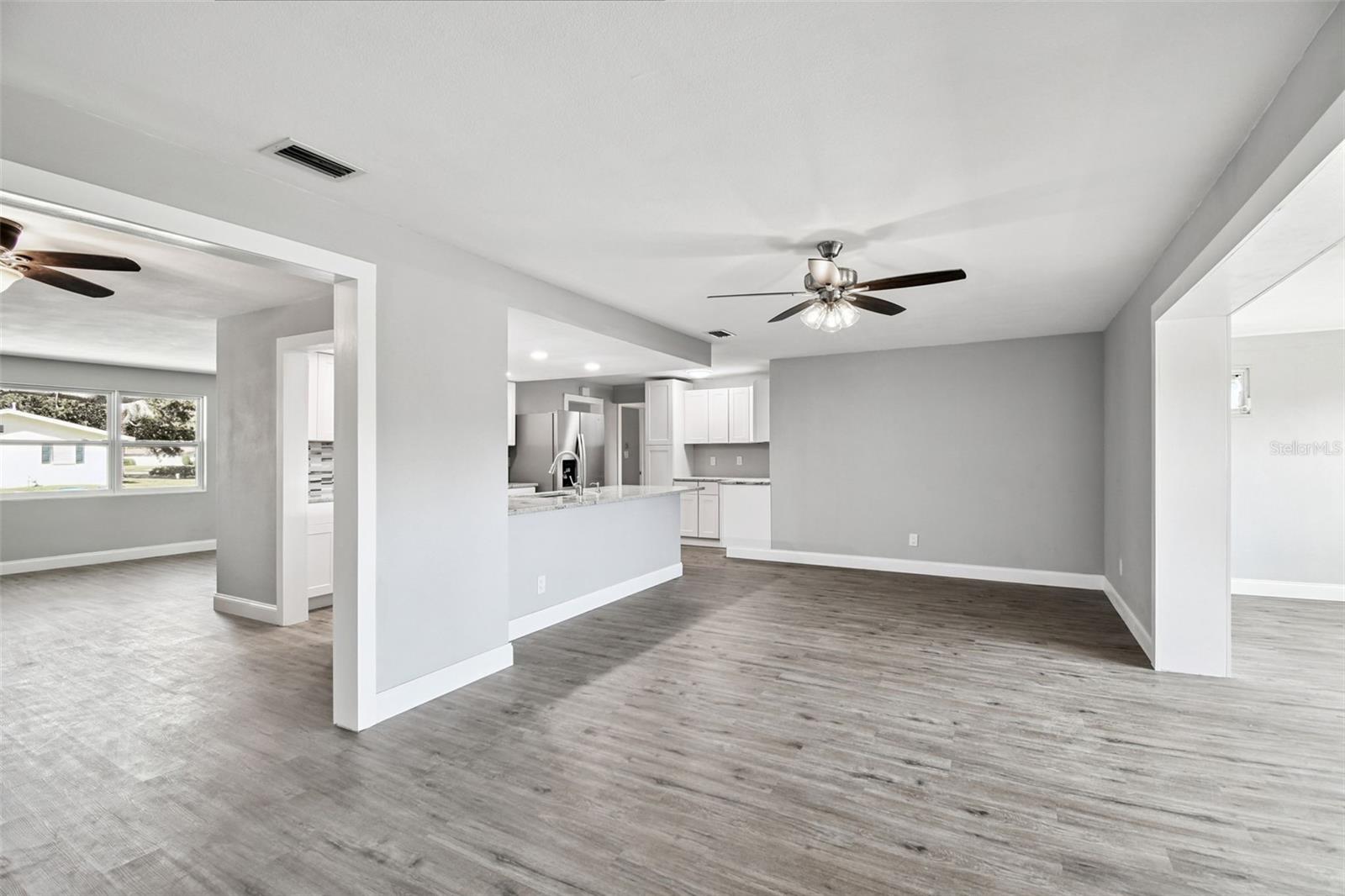 Image 29 of 75 For 1339 Summerlin Drive