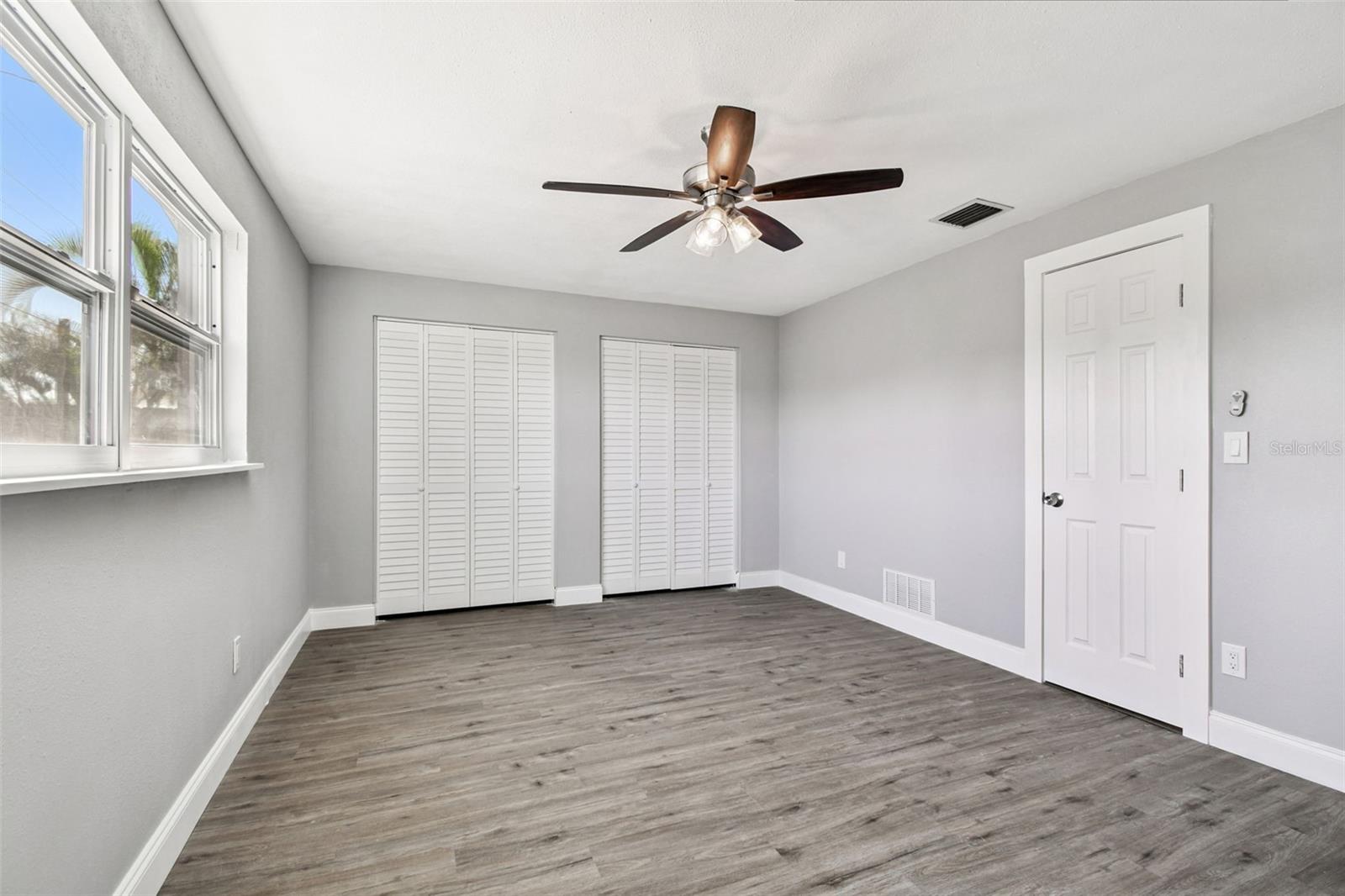 Image 35 of 75 For 1339 Summerlin Drive