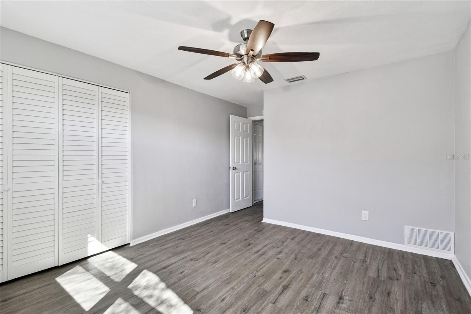 Image 45 of 75 For 1339 Summerlin Drive