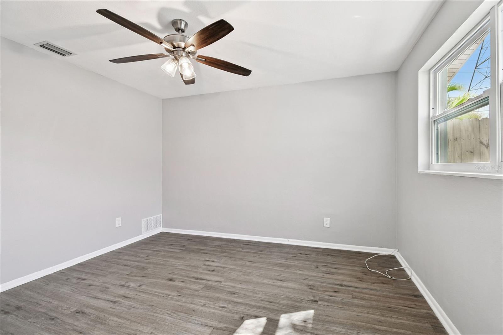 Image 46 of 75 For 1339 Summerlin Drive