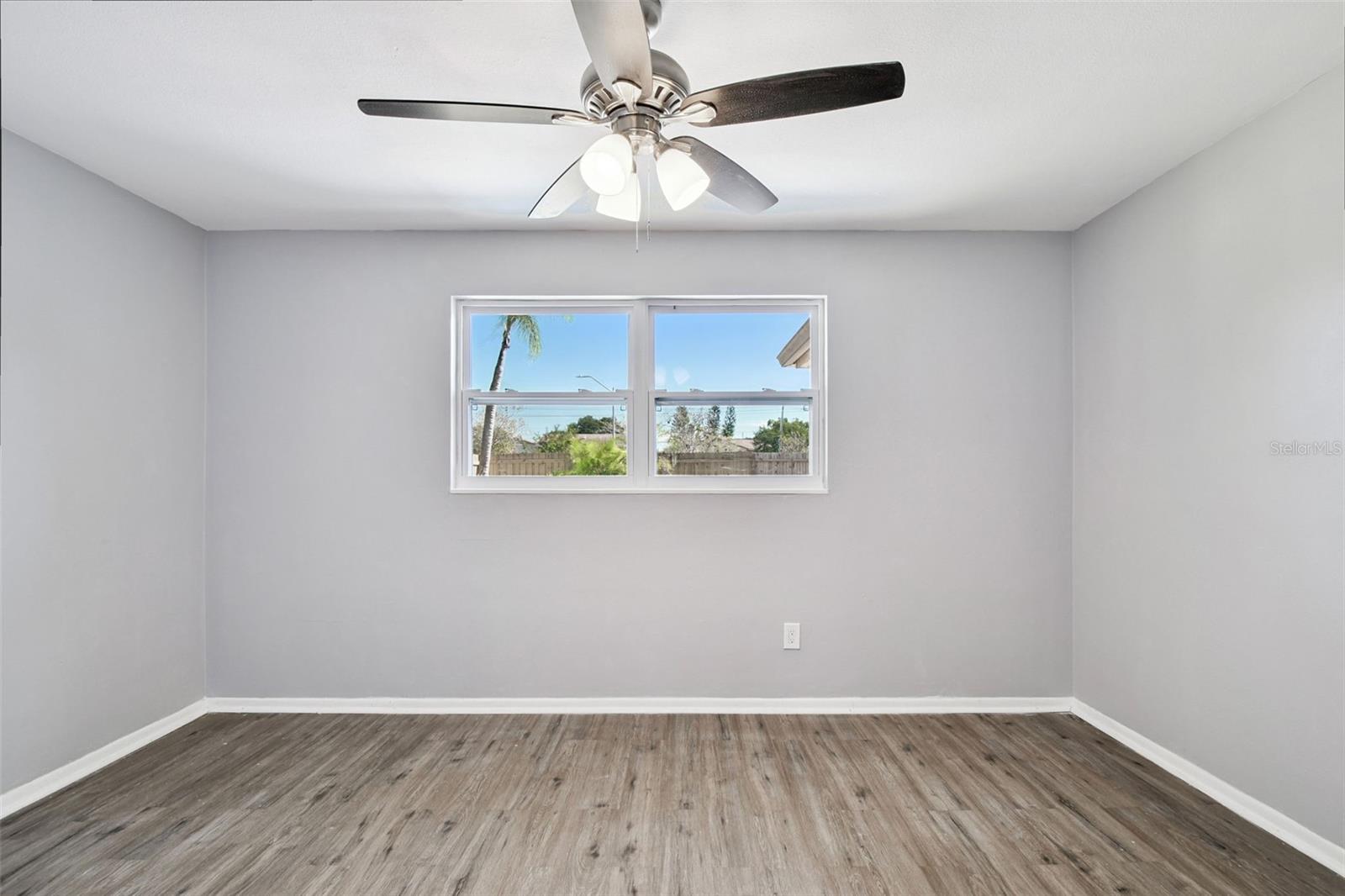 Image 47 of 75 For 1339 Summerlin Drive