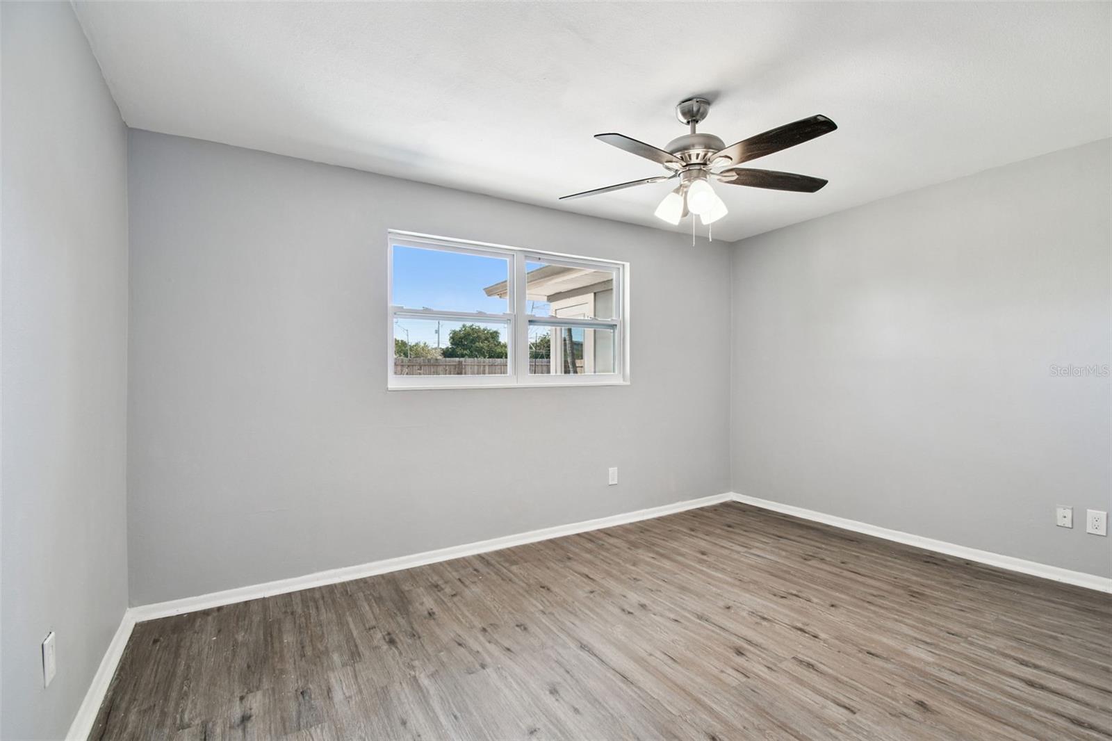 Image 51 of 75 For 1339 Summerlin Drive