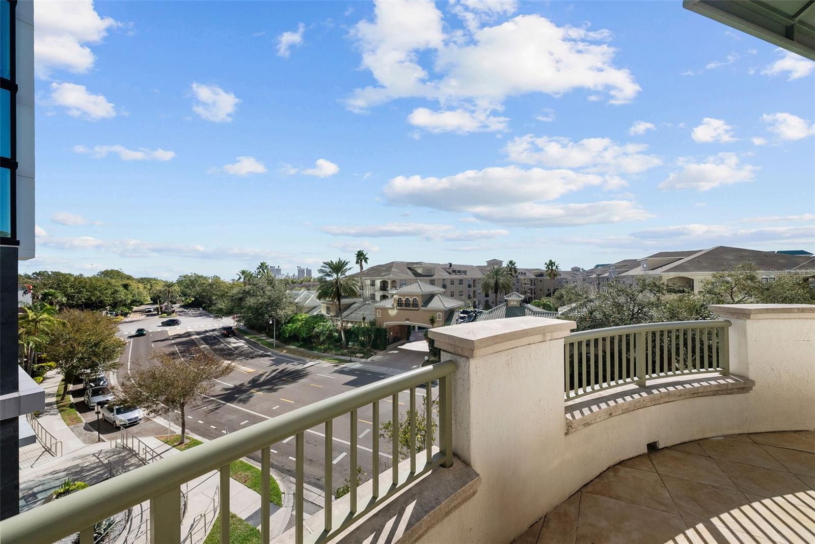 Listing photo id 44 for 450 Knights Run Avenue 405