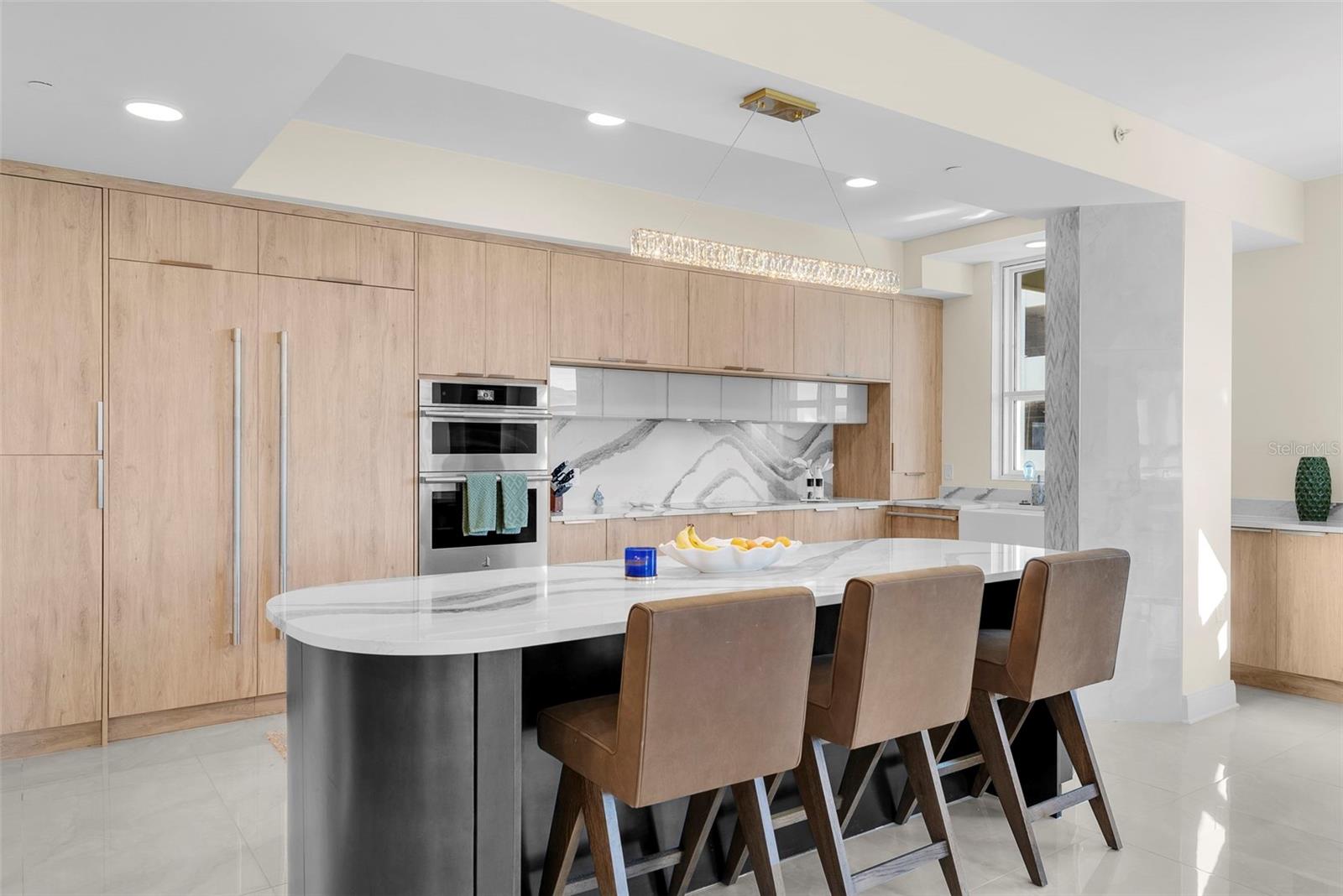 Listing photo id 53 for 450 Knights Run Avenue 405