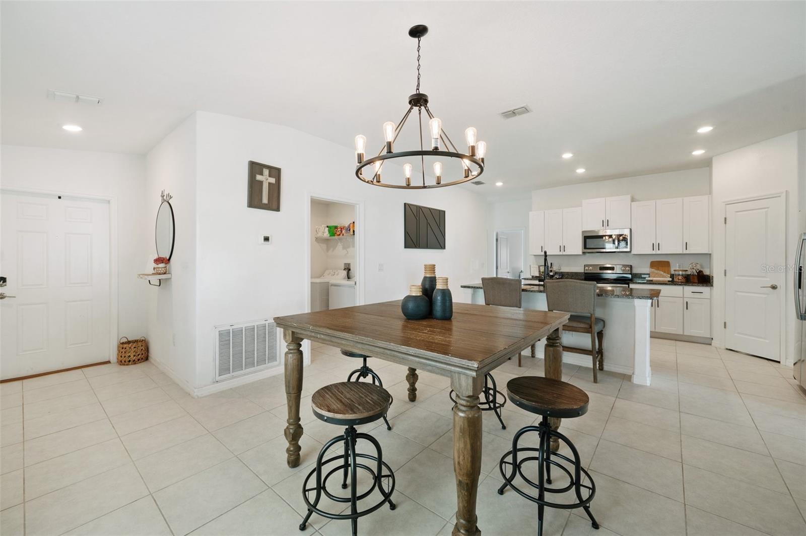 Image 17 of 54 For 5493 Blue Azure Drive