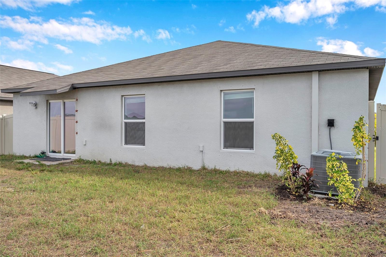 Image 35 of 54 For 5493 Blue Azure Drive