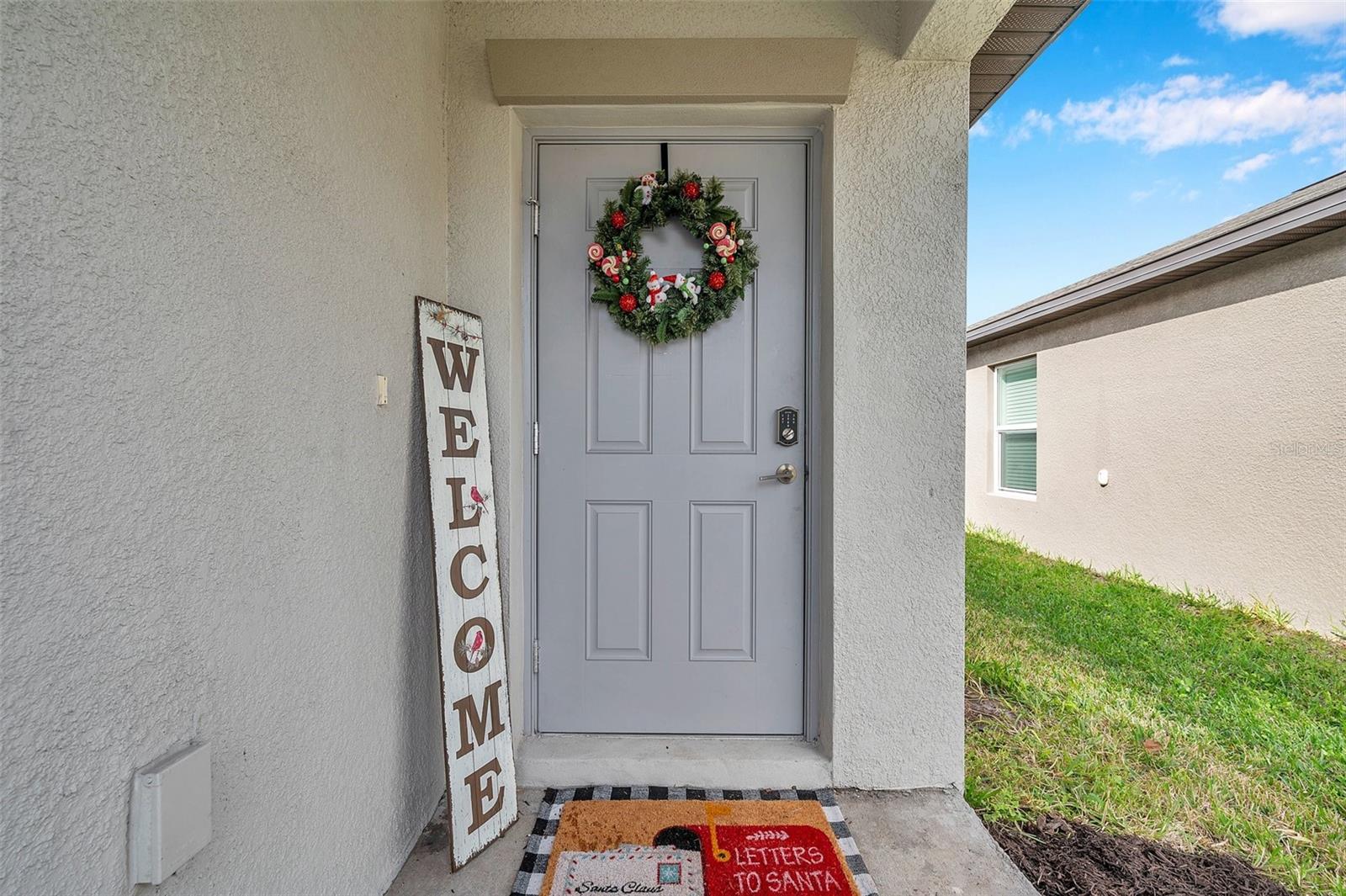 Image 4 of 54 For 5493 Blue Azure Drive