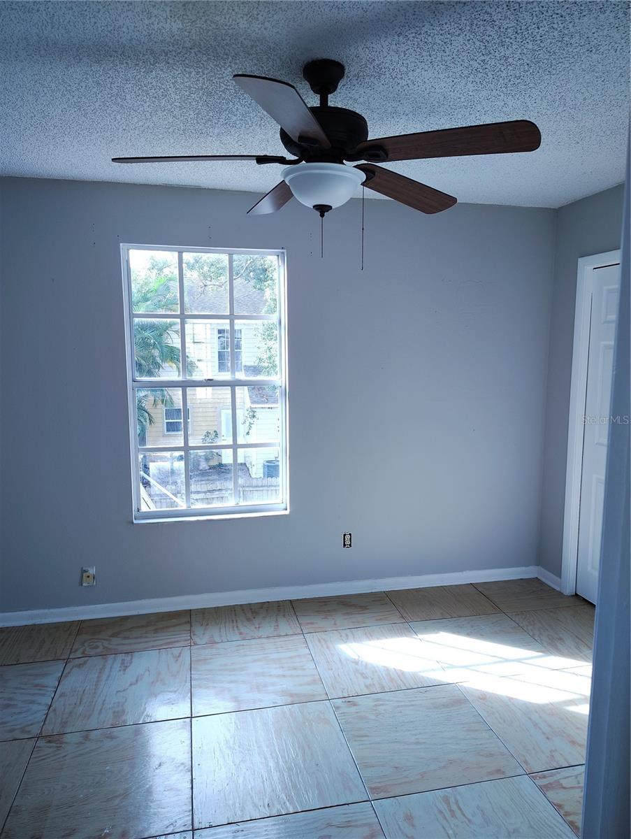 Image 7 of 11 For 13870 Stone Mill Way