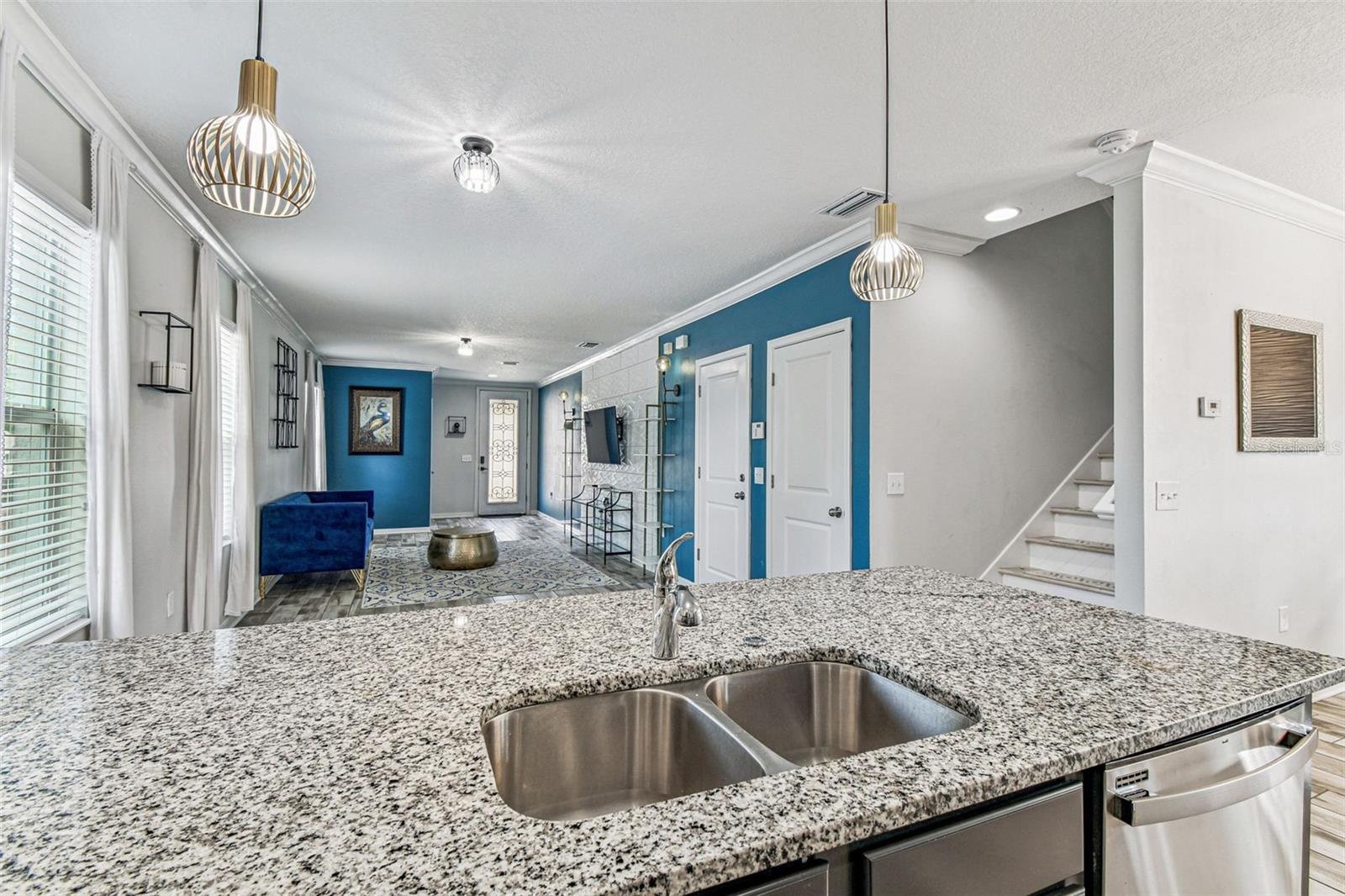 Image 16 of 54 For 2601 Lake Avenue A