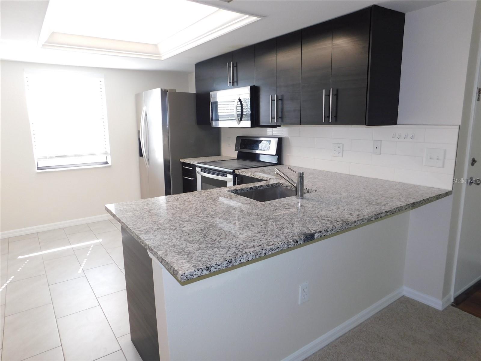 Image 6 of 21 For 510 Meadow Lane 510