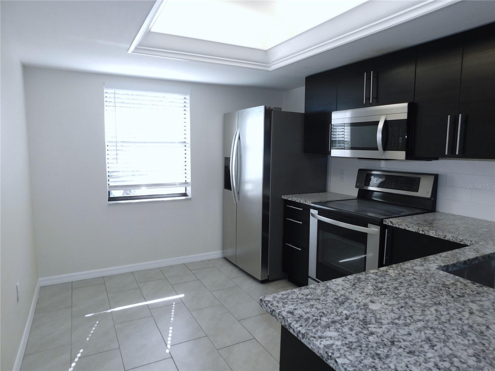 Image 7 of 21 For 510 Meadow Lane 510