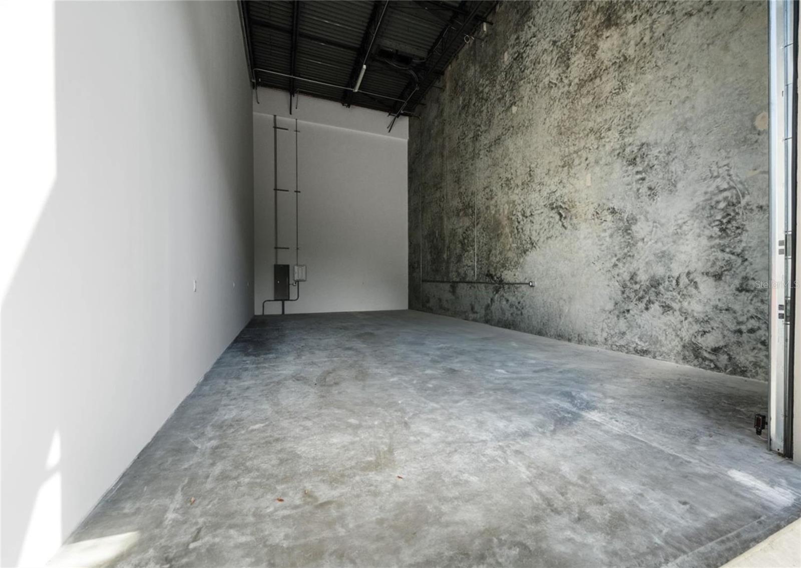 Image 7 of 17 For 6500 Motor Enclave Way 1014